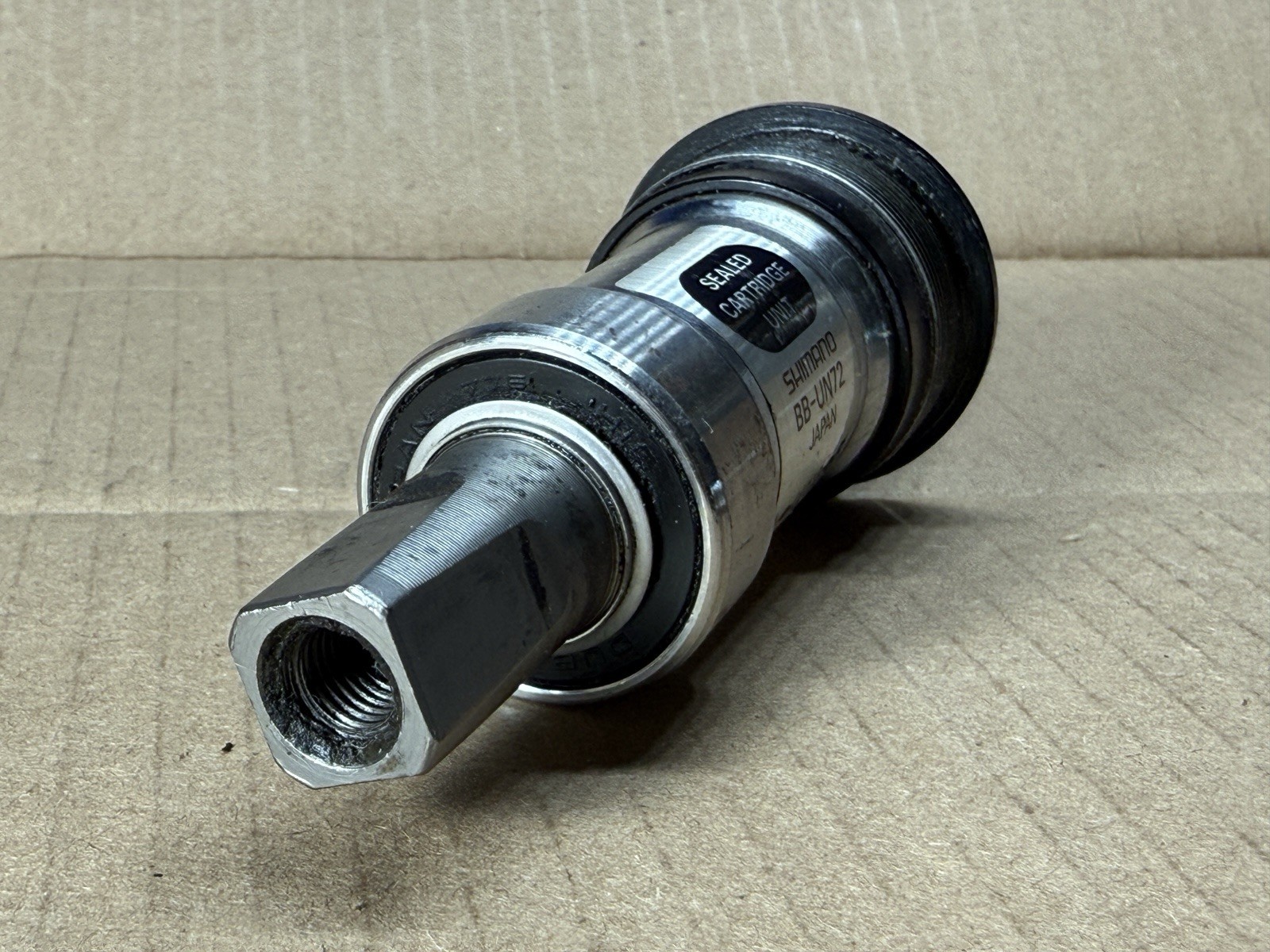 Shimano BB-UN72 Sealed Cartridge Bottom Bracket BSA 68mm 113mm JIS