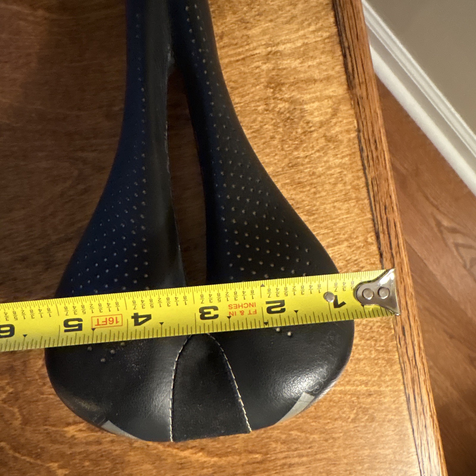 Selle Italia Gel Flow Cutaway Road Bike Saddle Seat – Lady Gel