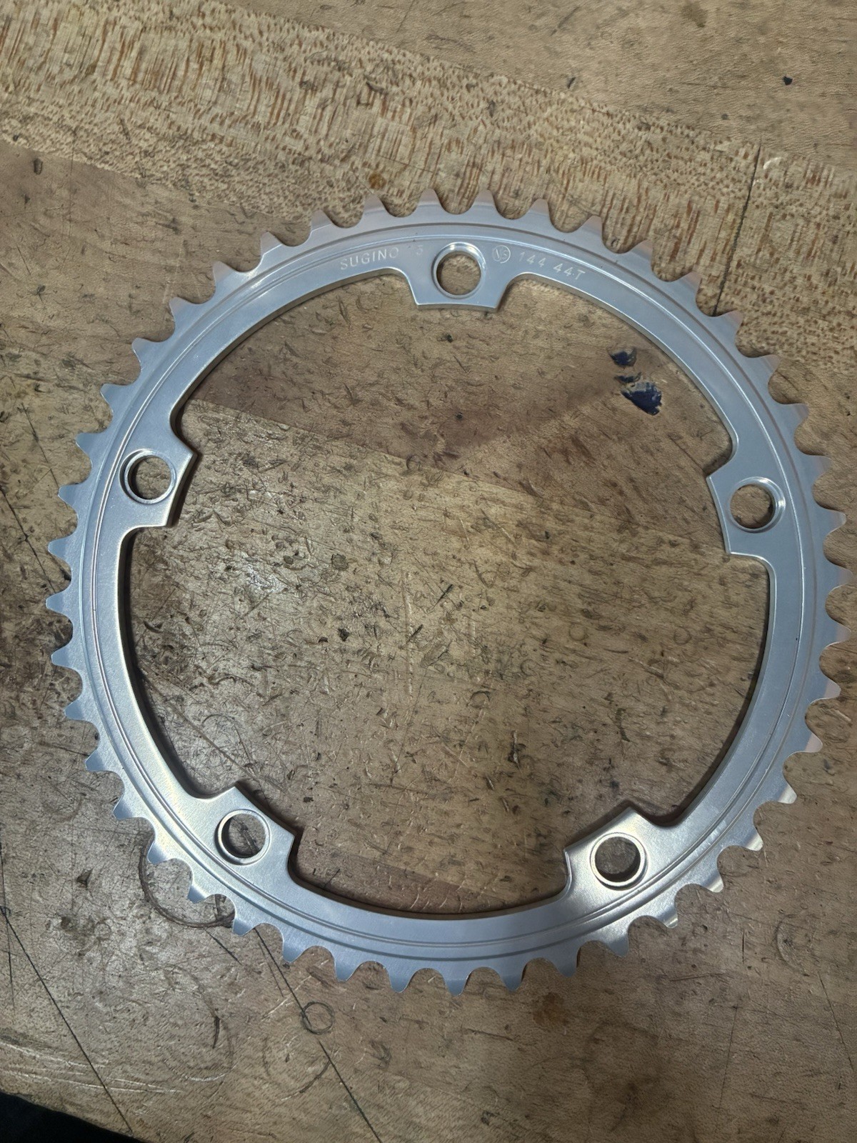 Sugino 75 NJS Chainring 44t 144 BCD Never Ridden