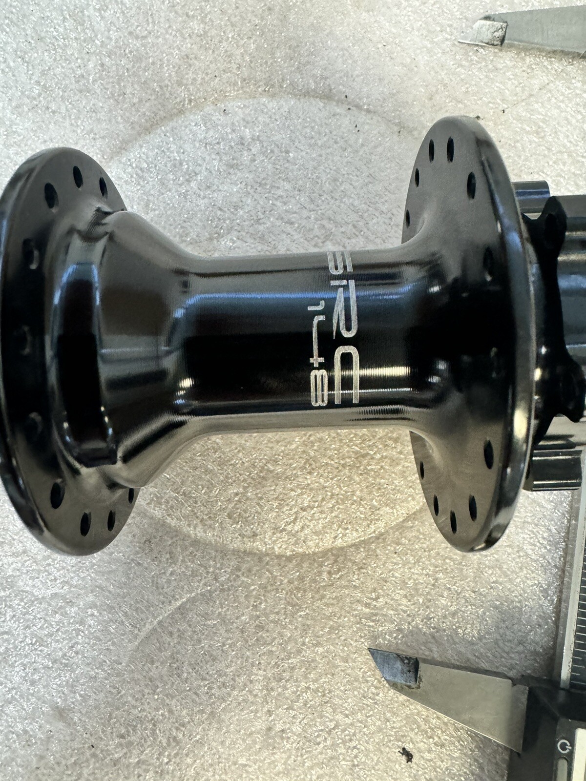 Sun Ringle SRC MTB BICYCLE Rear Hub 32 Hole 141mm Qr Boost HG Rare MSRP $120+