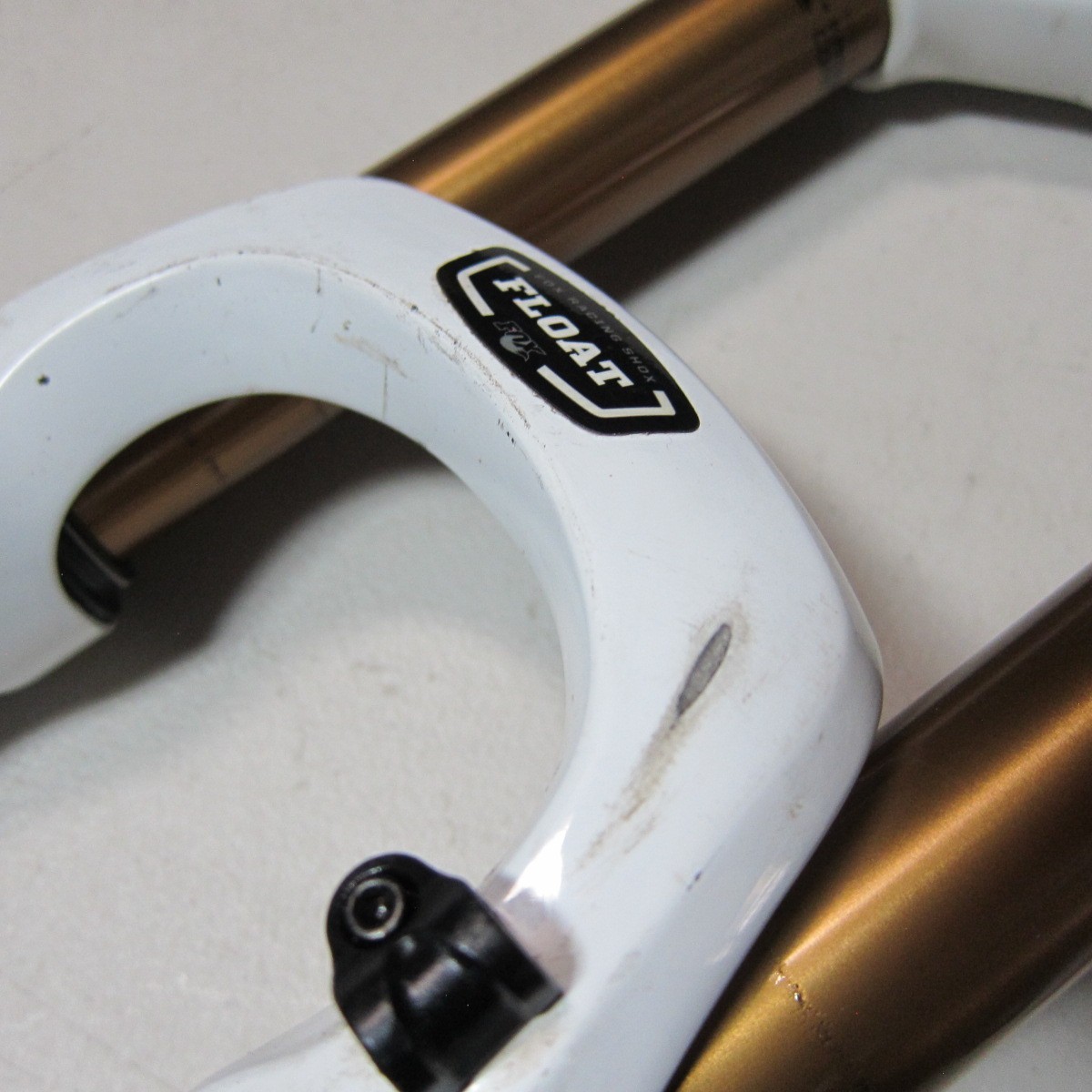 Fox 32 Float CTD FIT 26” 140mm QR Disc Kashima Mountain Bike Fork 140mm White