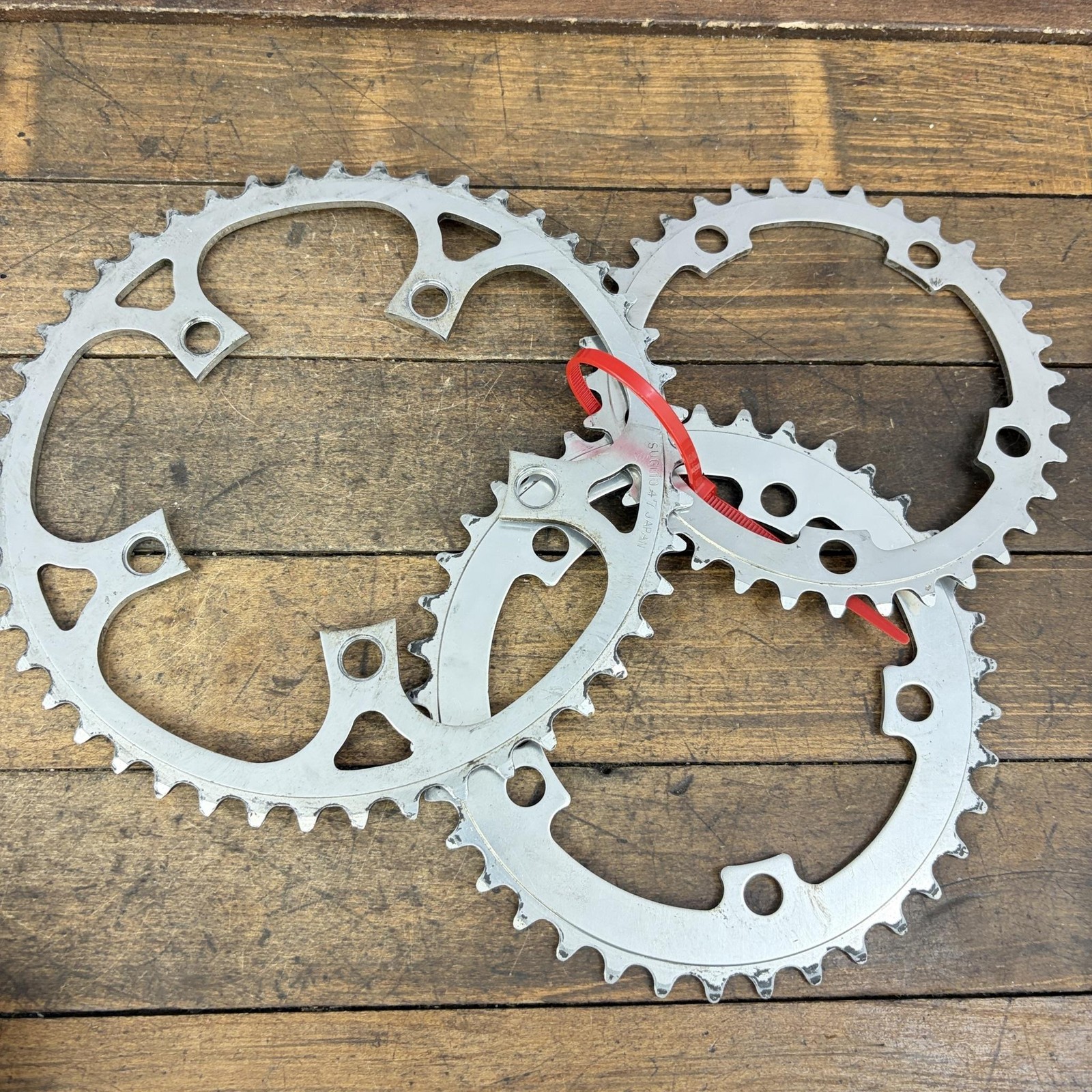 Vintage Sugino Chainring Set 47t 38t 34T 110 BCD Mighty Tour Triple 70s Wear