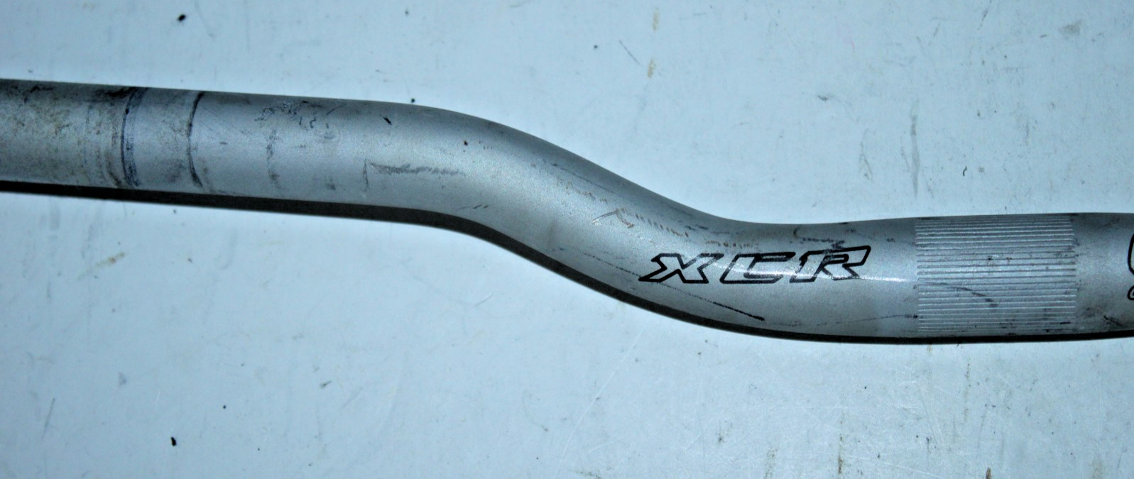 XCR MTB Handlebar 22.2/25.4mm 62cm 1.5″ Riser Bar Silver Comfort Hybrid Commuter