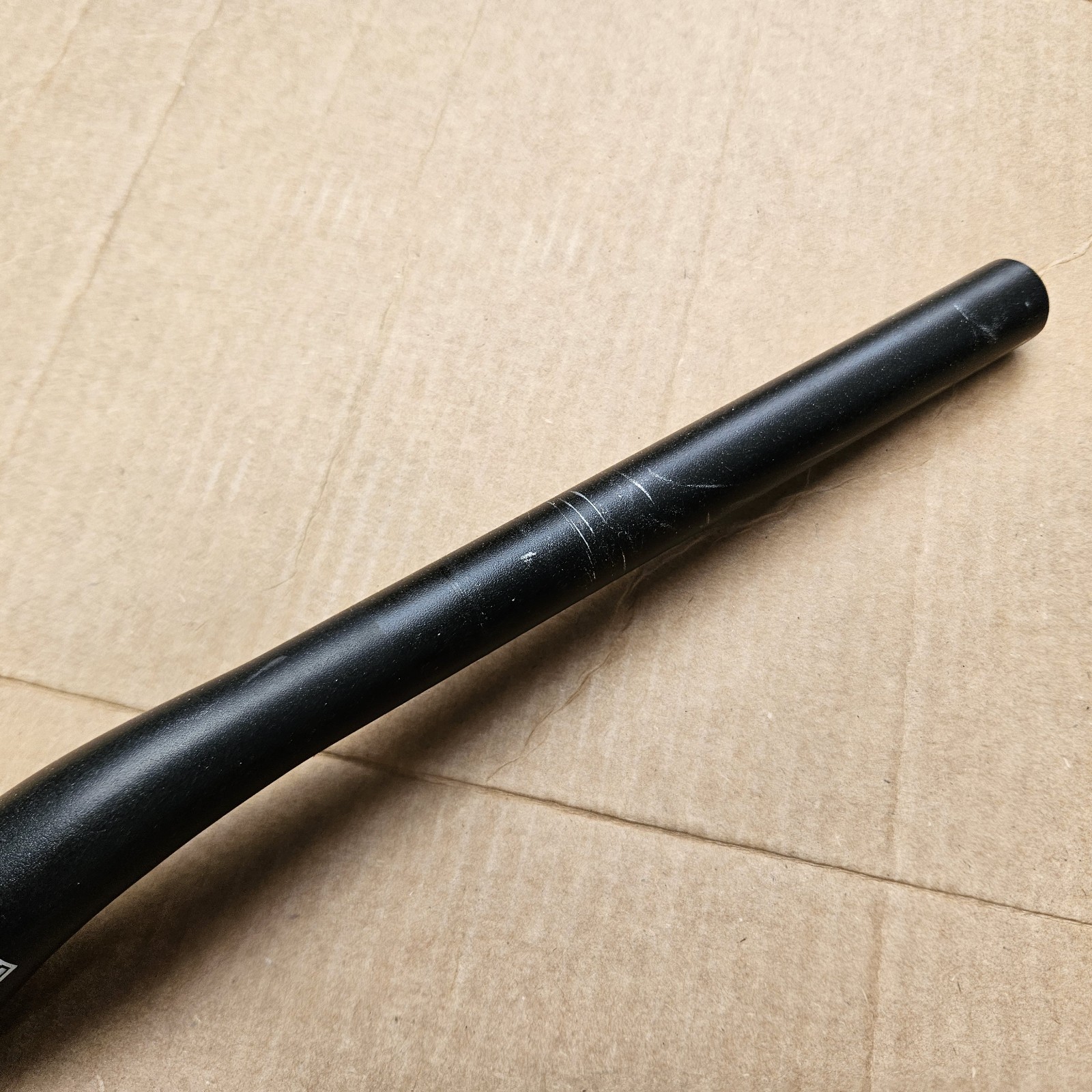 Mongoose Aluminum Mountain Bike Riser Bars Handlebars 31.8mm x 685mm Black