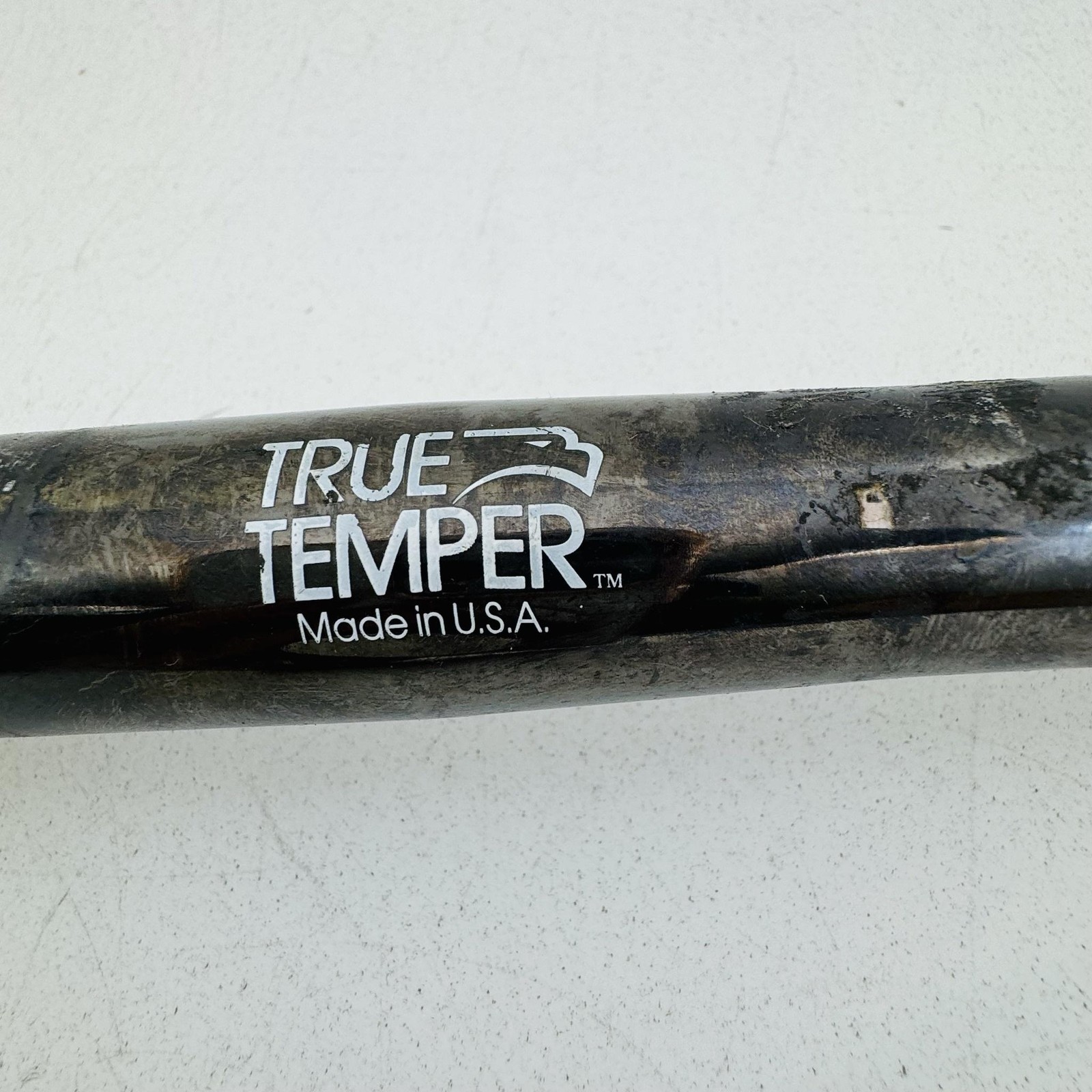 Vintage True Temper MTB Flat Handlebar 560mm 25.4mm Gloss Black Steel USA A63
