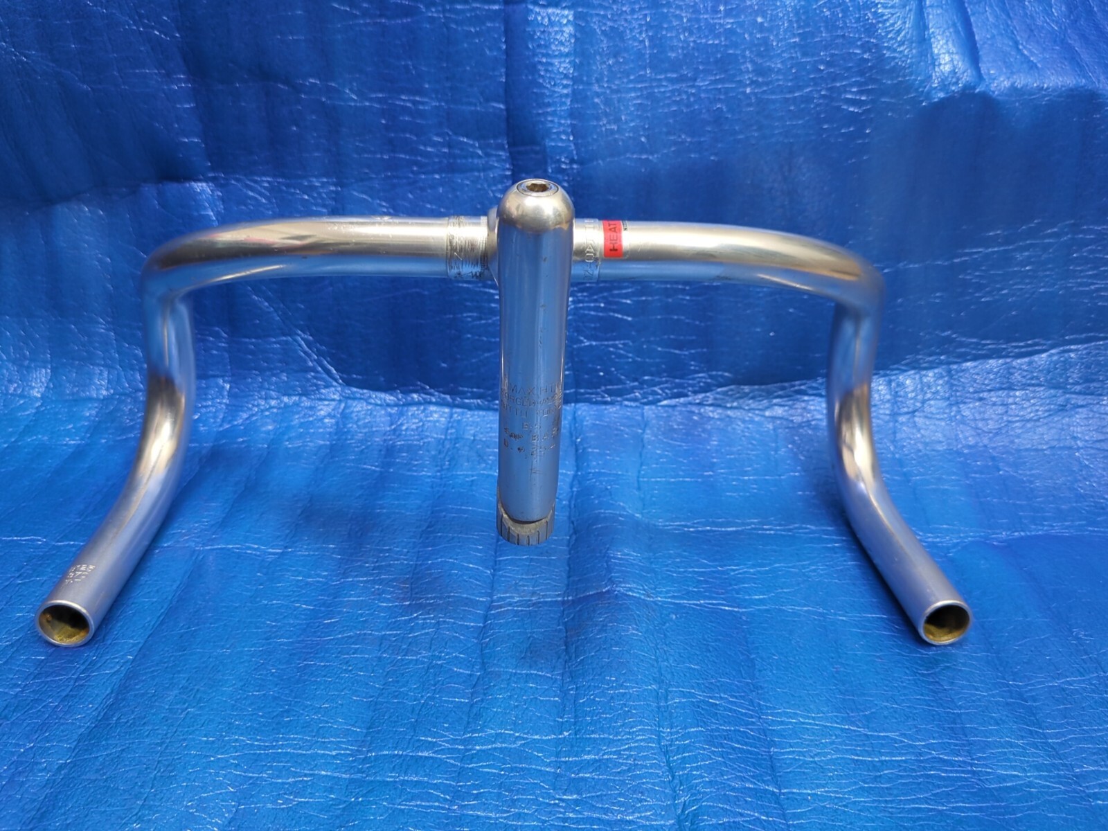 Nitto B125 Aluminium 370mm NJS Certified Handlebar ++ Nitto Jaguar 100mm AA Stem