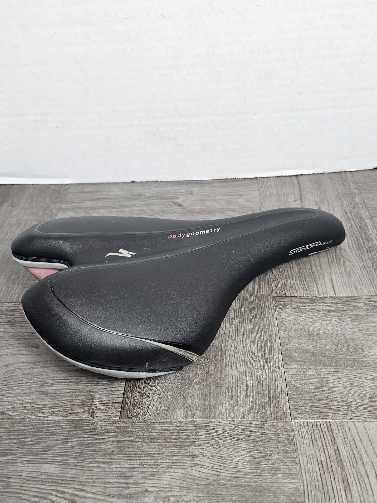 Specialized Sonoma Sport Body Geometry Women’s Bicycle Seat Saddle 160mm