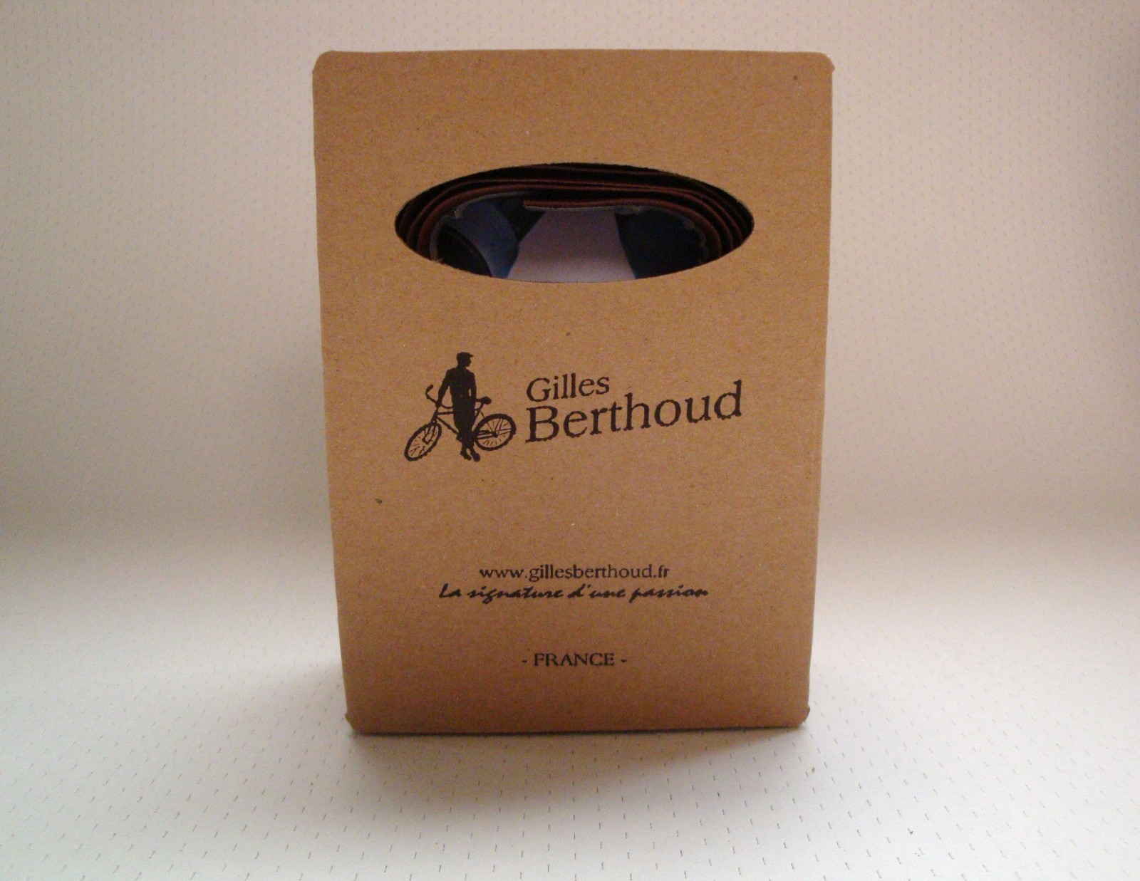 NEW IN BOX GILLES BERTHOUD BROWN LEATHER CALF HANDLEBAR TAPE MADE IN FRANCE