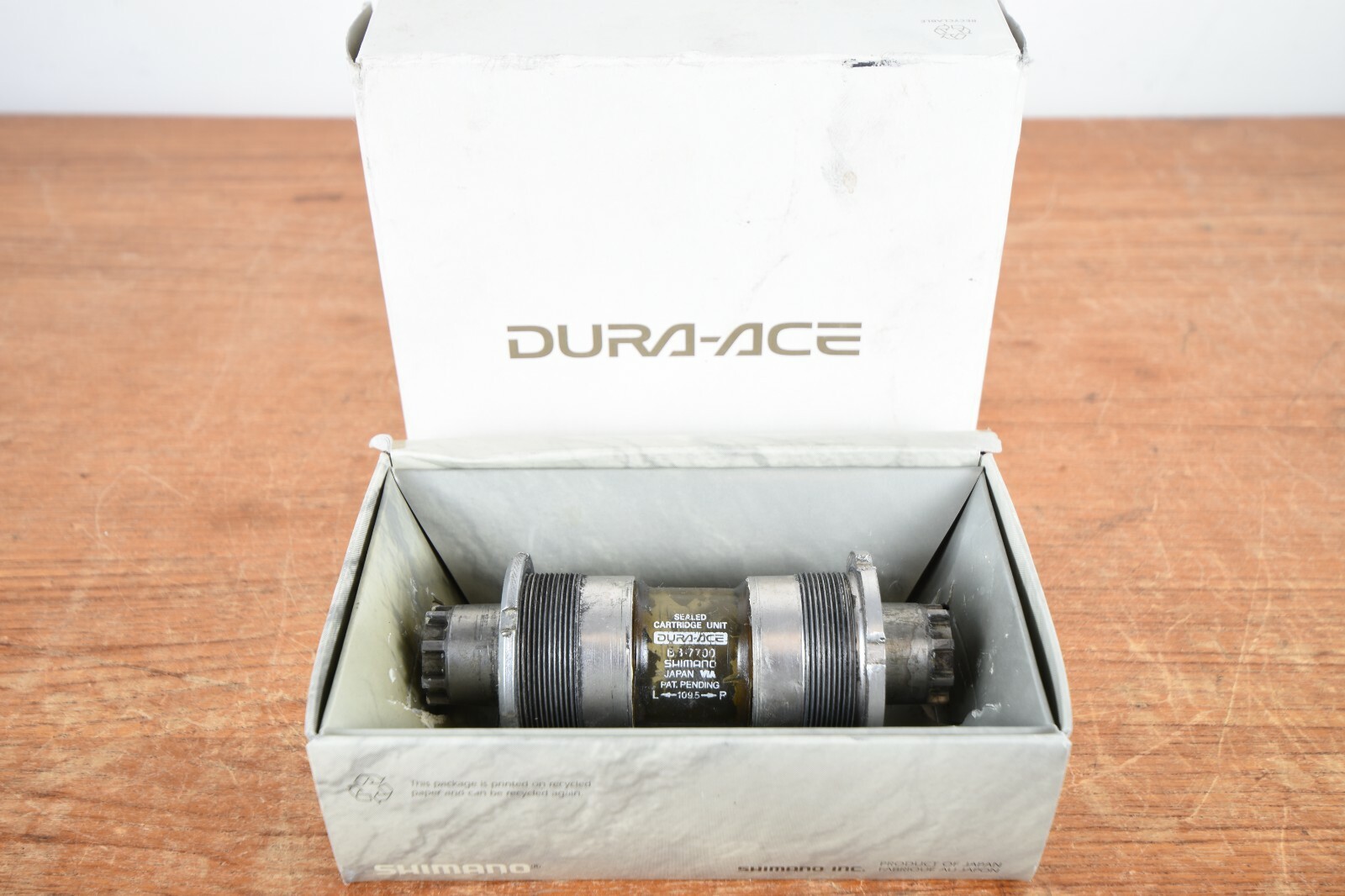 SHIMANO DURA ACE BB-7700 BOTTOM BRACKET 109.5mm English BB