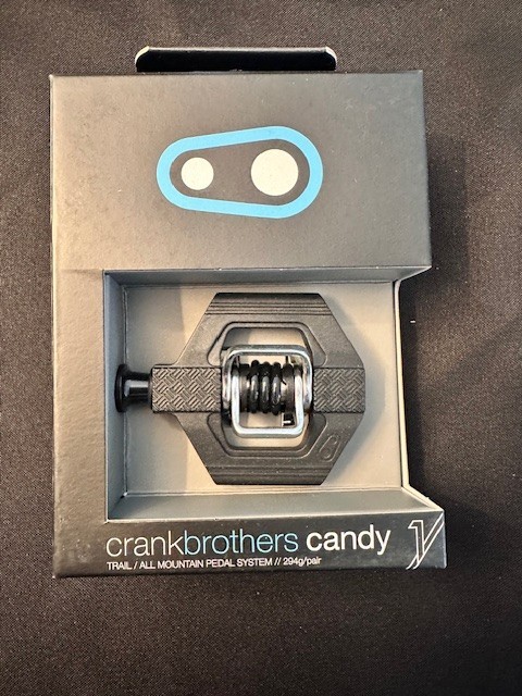 crank brothers candy 1 Black Clip in Petal