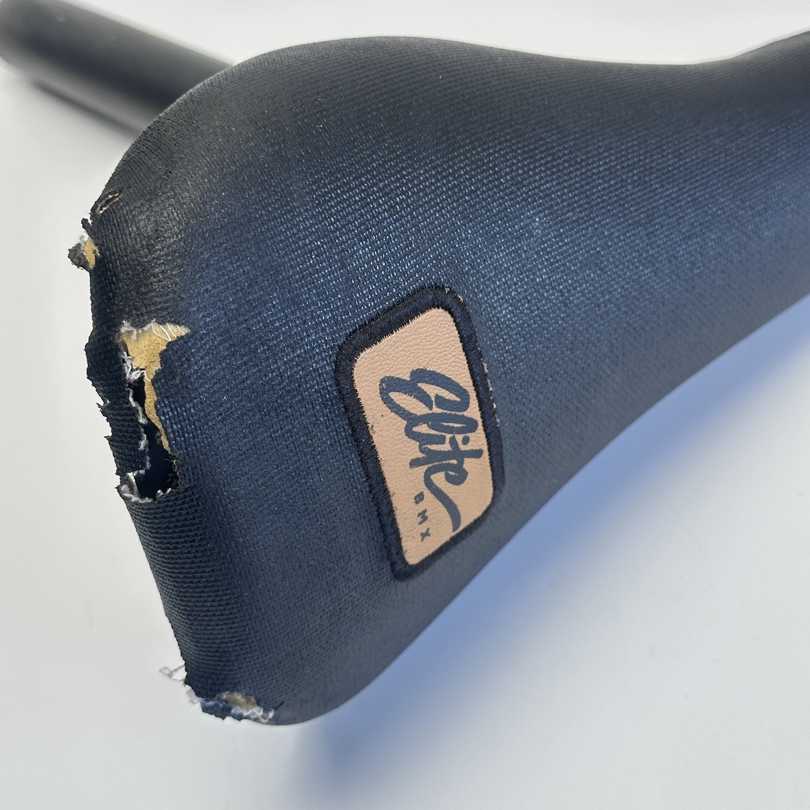 Sunday Elite Black BMX Freestyle Seat 7x7mm Rail