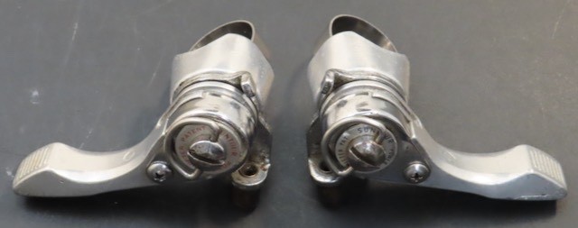 Vintage Suntour retro friction power shifters top bar, Japan