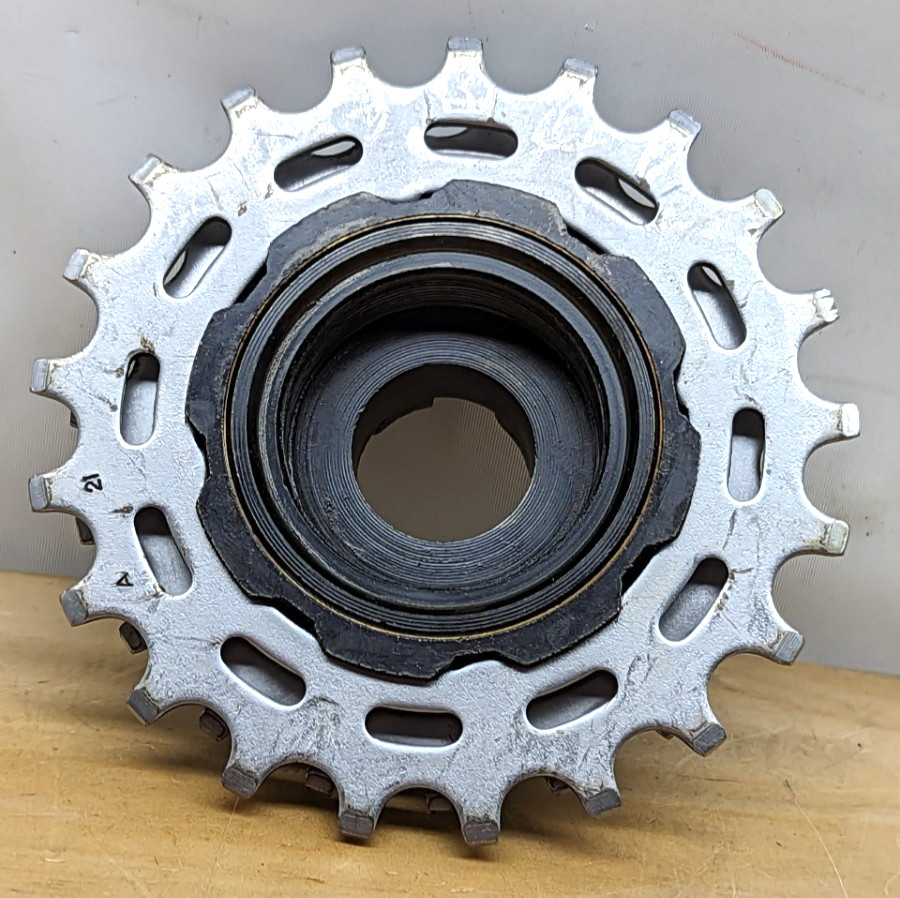 Vintage Suntour Winner Pro 6 Speed Freewheel Road Bike 13-21 Japan