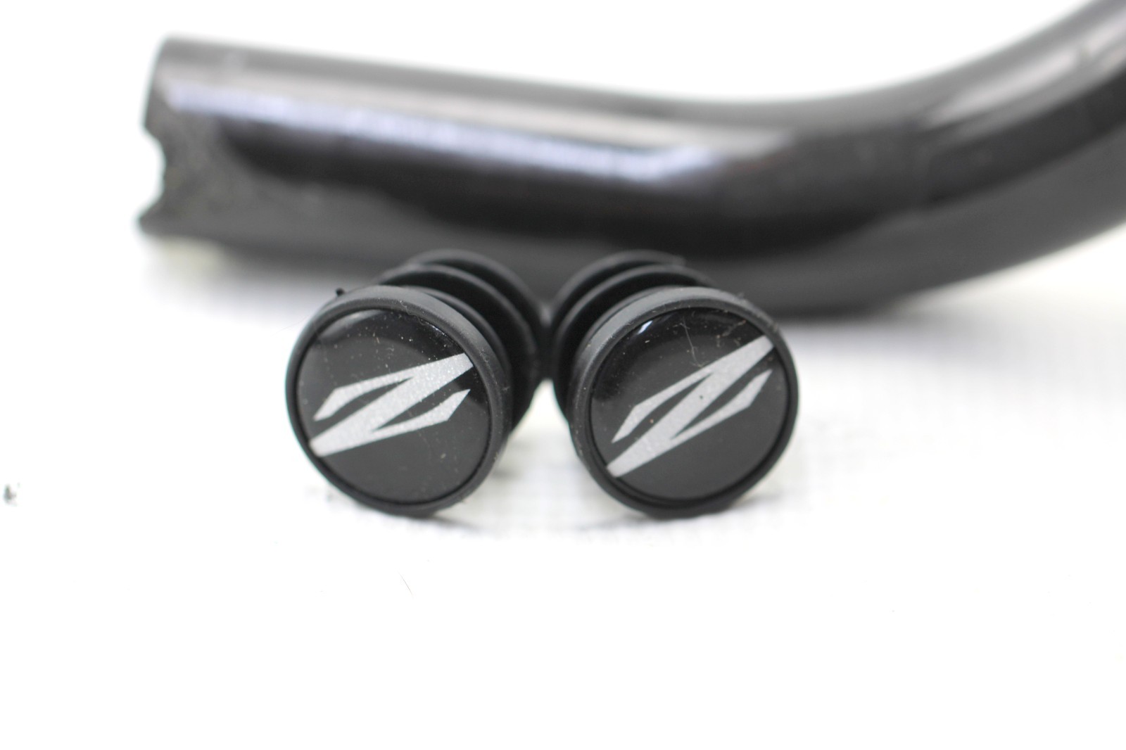 ZIPP SL70 AERO CARBON DROP HANDLEBAR 31.8mm Road Bike 235g 420mm 42cm READ