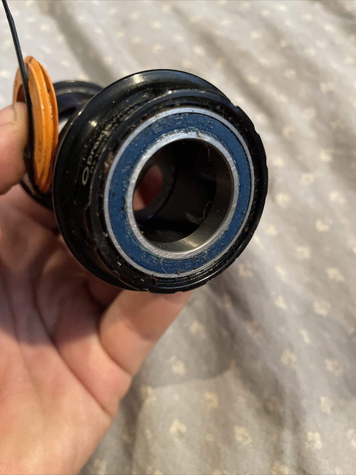praxis works bottom backet adapter 68mm shell. 24mm press fit PF30
