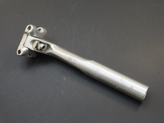 Vintage 27.2 x 200mm Shimano dura Ace aero racing seat post Japan