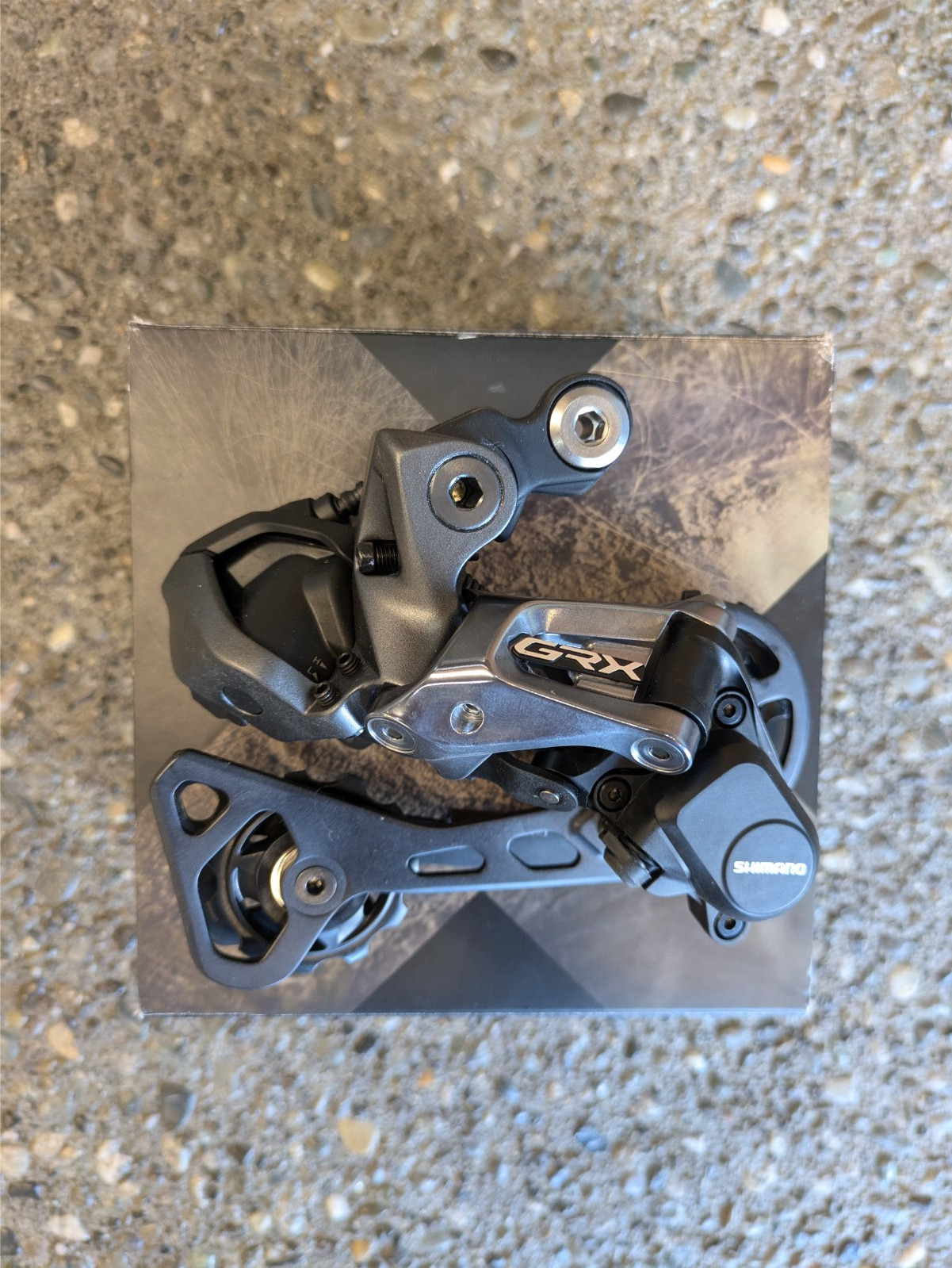 SHIMANO GRX DI2 RD-RX817 REAR DERAILLEUR 1 X 11 SPEED, MAX 42T, IRDRX817