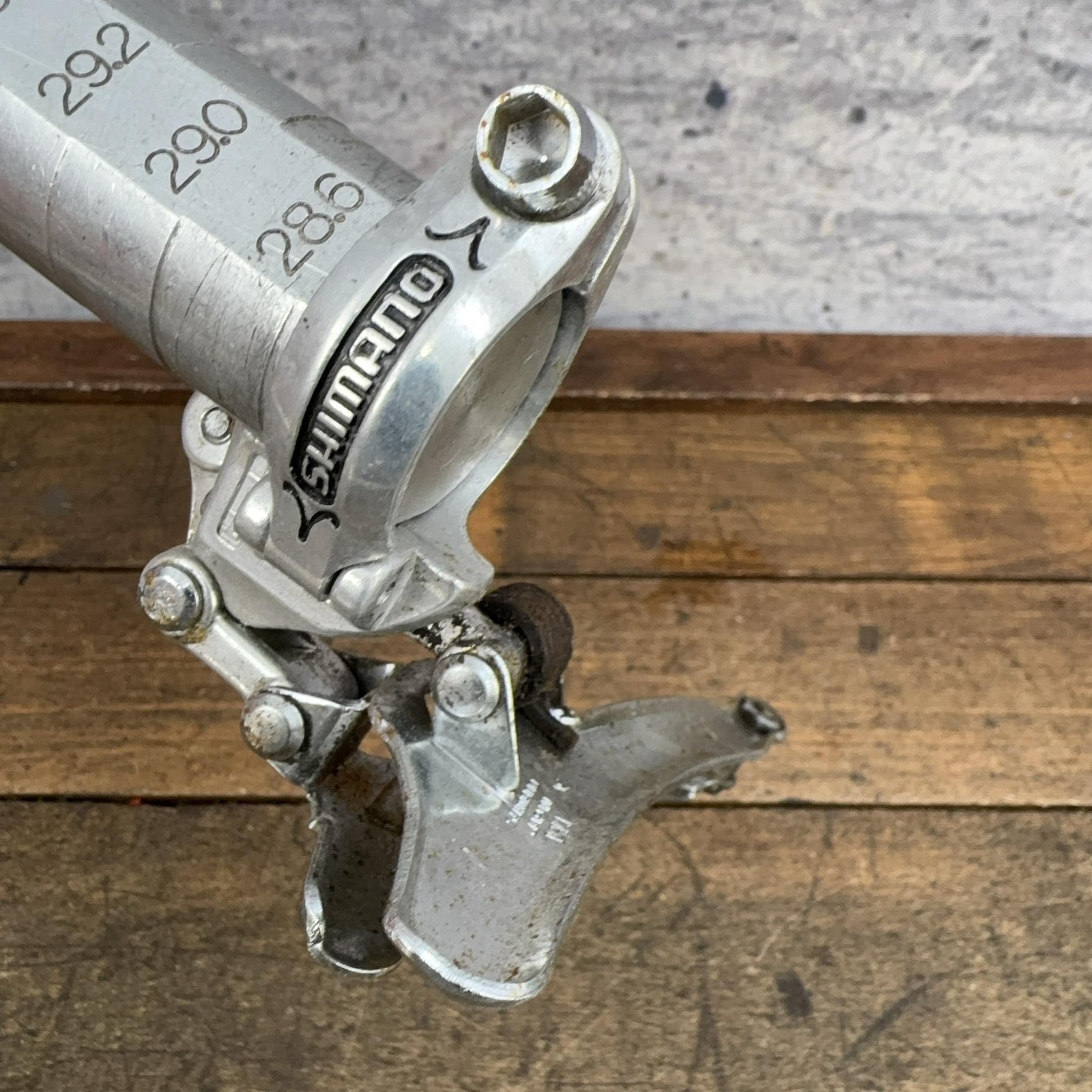 Vintage Shimano 600 Arabesque Front Derailleur 28.6 Clamp Double Bottom 70s