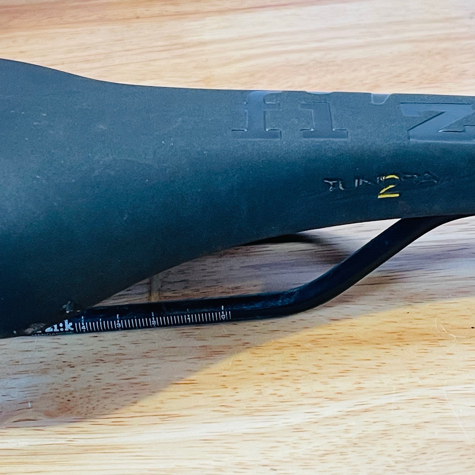 Fizik Tundra 2 Saddle Manganese Rails Black