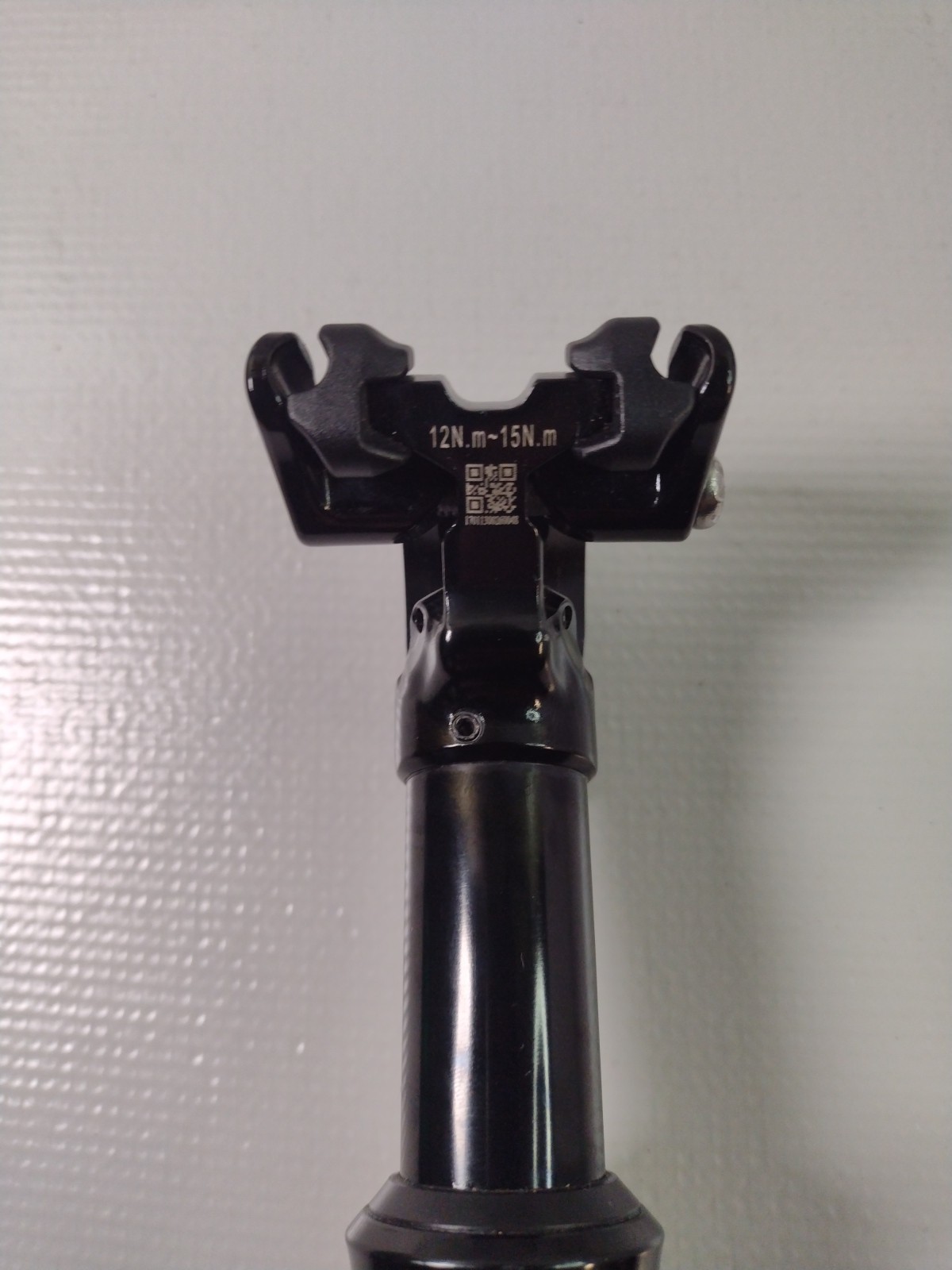 Dropper Seat Post (Specialized)? 23-24mm Incomplete For Parts Very Clean