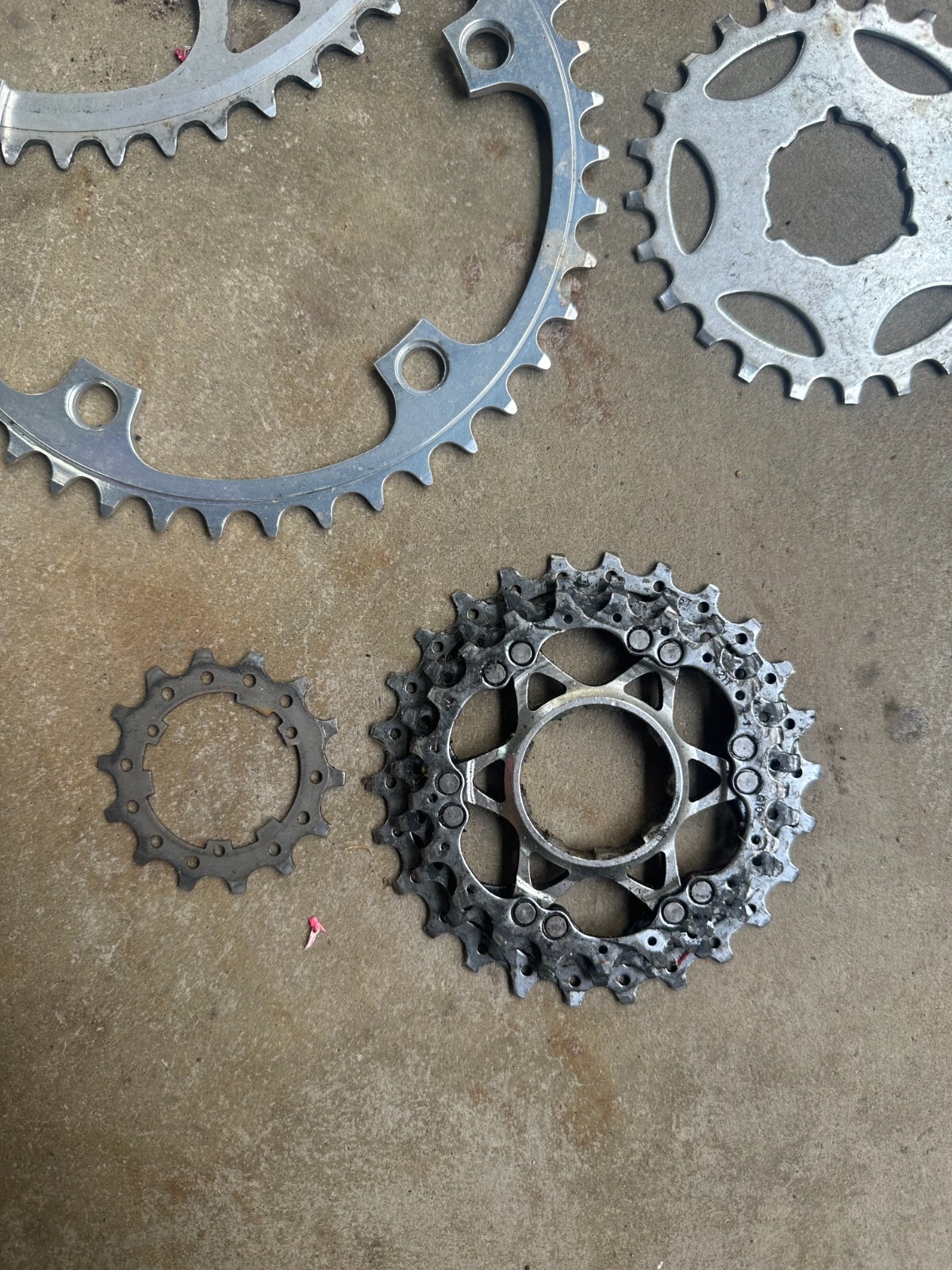 Misc lot of Bike Chainrings Cranksets