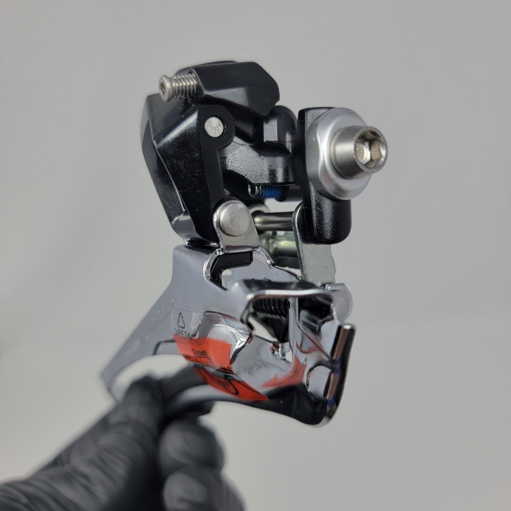 NEW Shimano 105 FD-R7000-F Braze-On Front Derailleur
