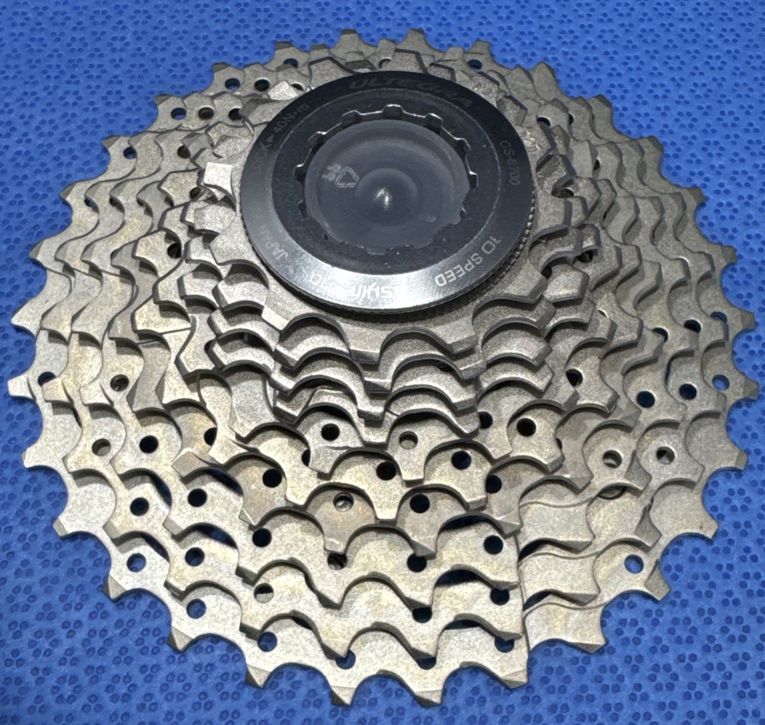 Shimano Ultegra CS-6700 Cassette – 10 Speed, 12-30t, Silver