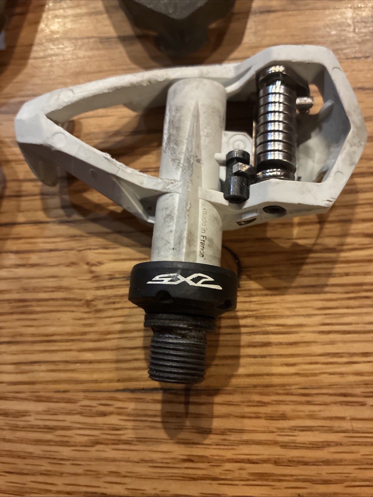 Time RXS Speed White Composite Steel Axle Road Pedals With Cleats Used