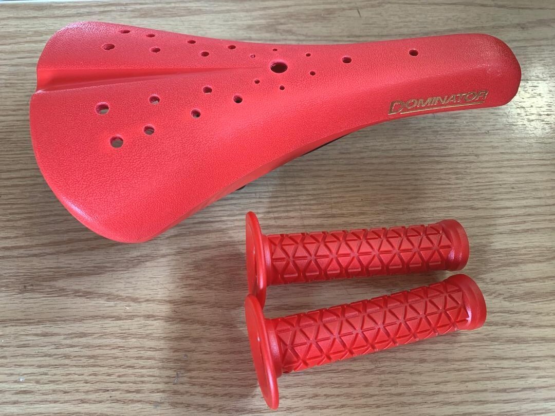 RED Old School BMX Bike Seat Hard Shell Viscount Dominator with Grips New
