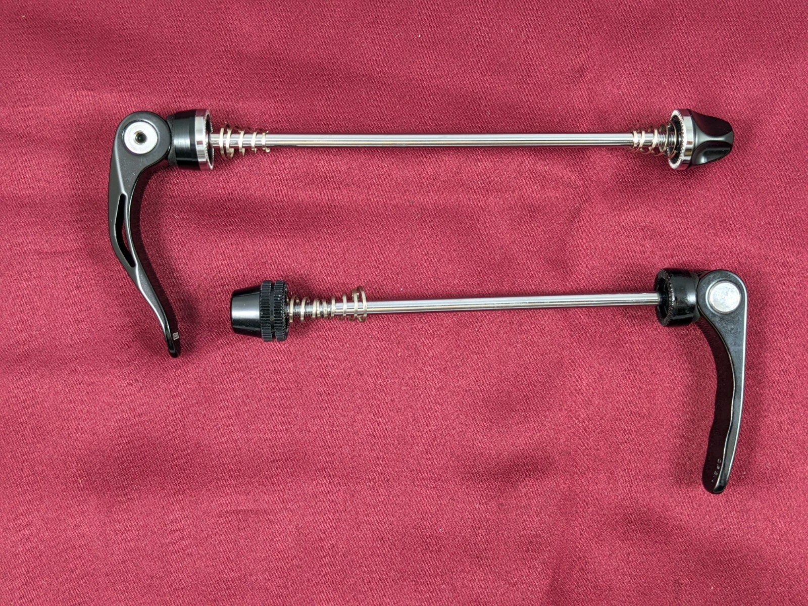 Vintage Unbranded Front & Rear Quick Release Skewer Set Black NOS Q3