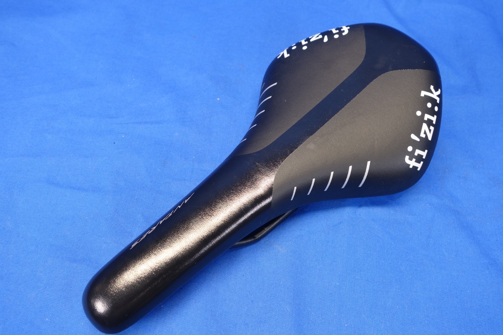 Fizik Antares R7 Bike Saddle, Bicycle Seat, Manganese Rails