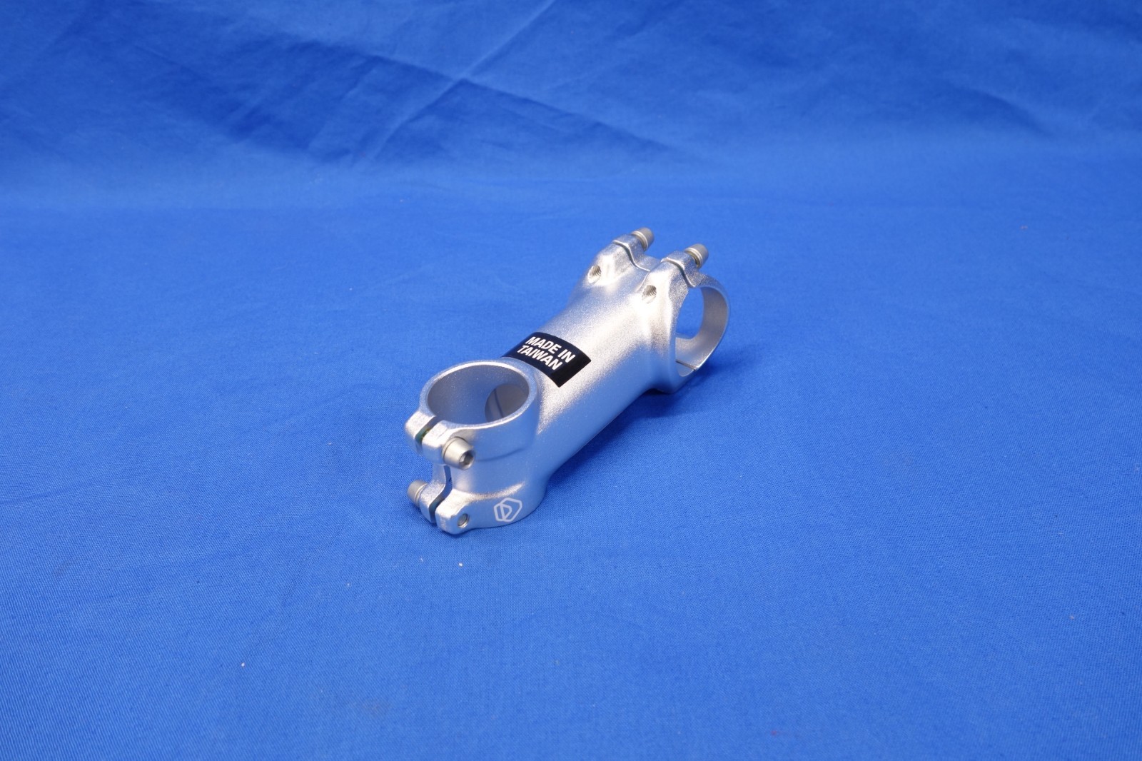 NEW Dimension Silver Aluminum Bike Stem: 80mm Length x 31.8mm Clamp Diameter, 6°