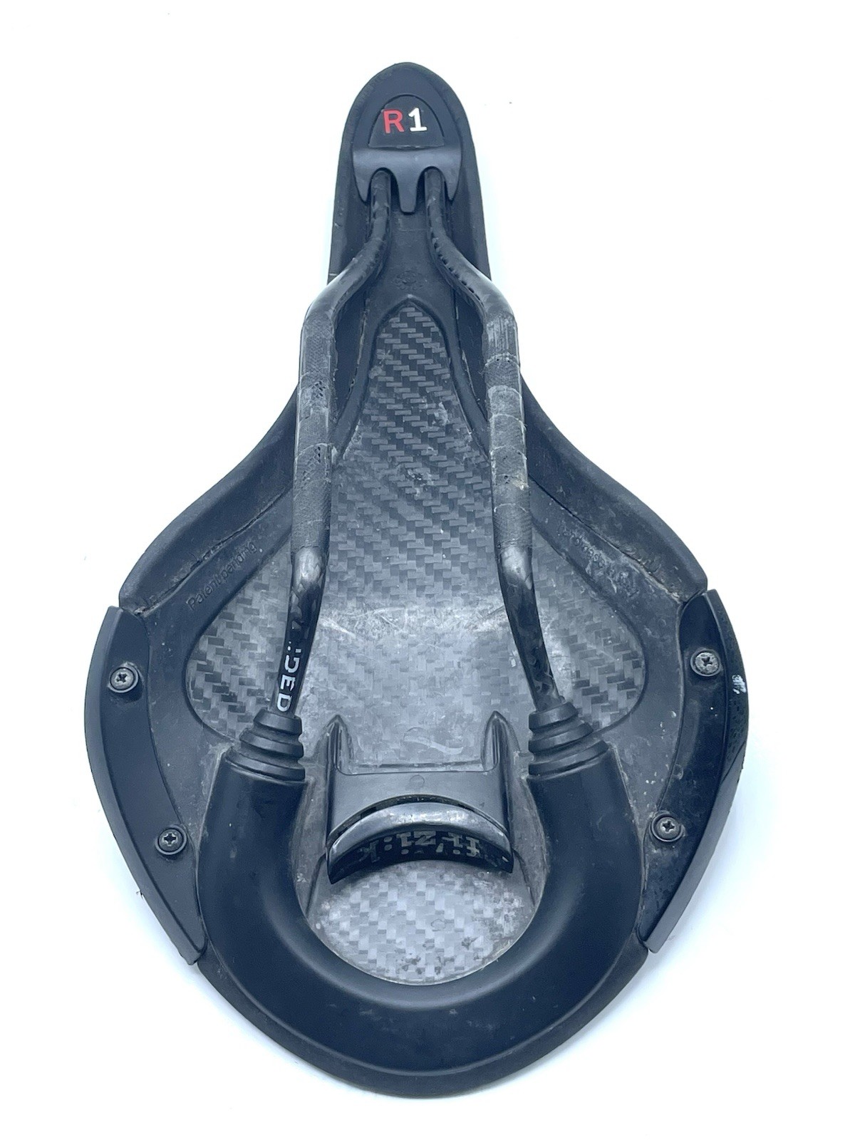 Fizik Aliante R1 Carbon Fiber Road Bike / MTB Saddle