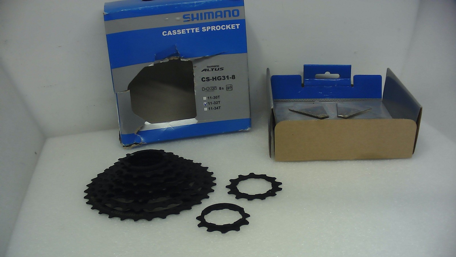 SHIMANO Cs-Hg31 Hyperglide Nickel 11-32T -Open Box