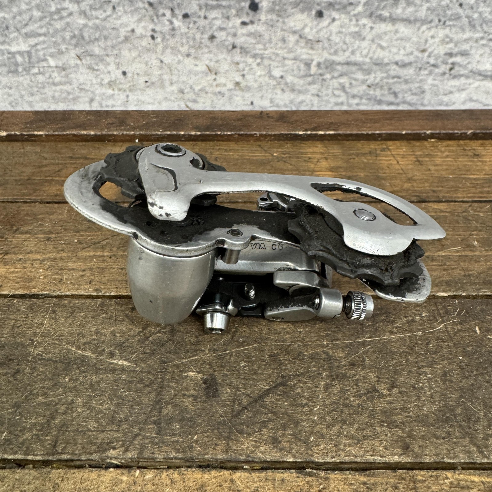 Vintage SunTour Cyclone 7000 Rear Derailleur Short Cage Hanger 220g Silver