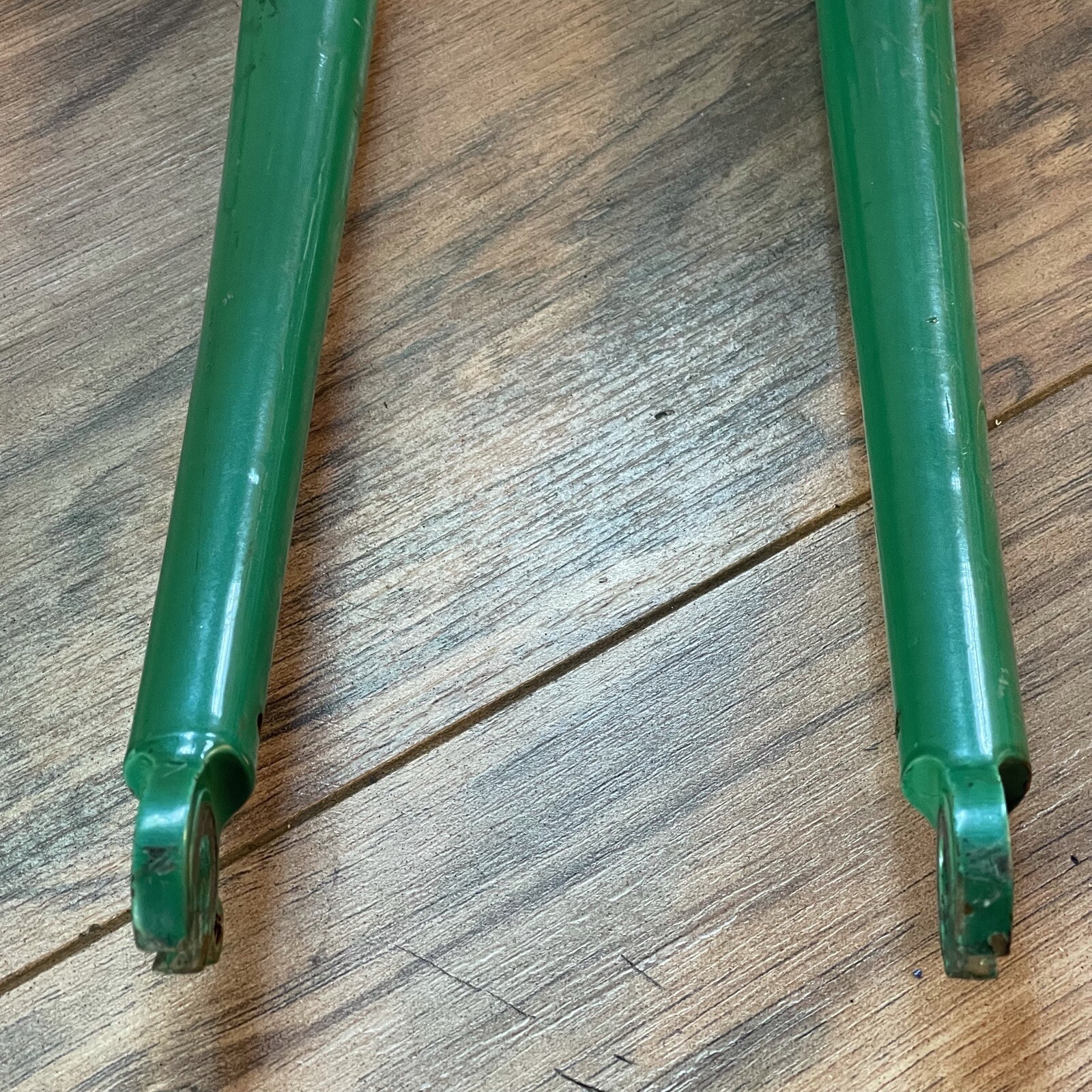1 1/4 1.25 Inch Oversize Steerer MTB Rigid Fork 26 Threaded 144mm 395mm Green