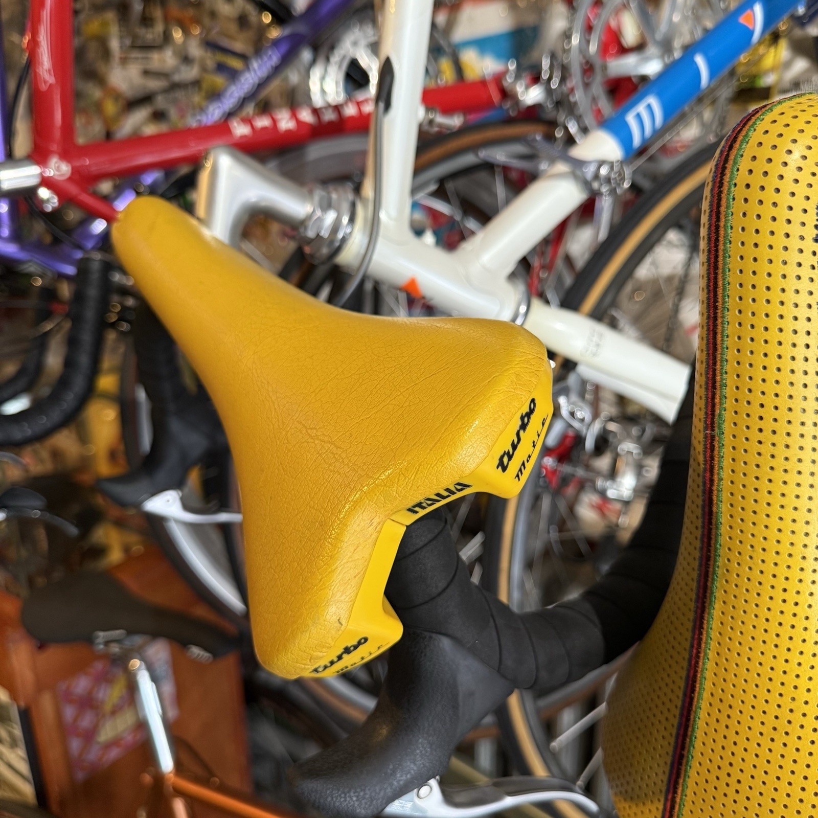 VINTAGE 1980’s / 90’s SELLE ITALIA TURBOMATIC SADDLE RARE TITANIUM RAILS YELLOW