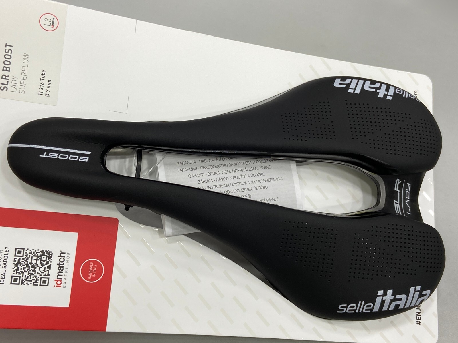 Selle Italia SLR Boost Lady Superflow L3 (145x248mm) TI 316 Rail Saddle (Black)