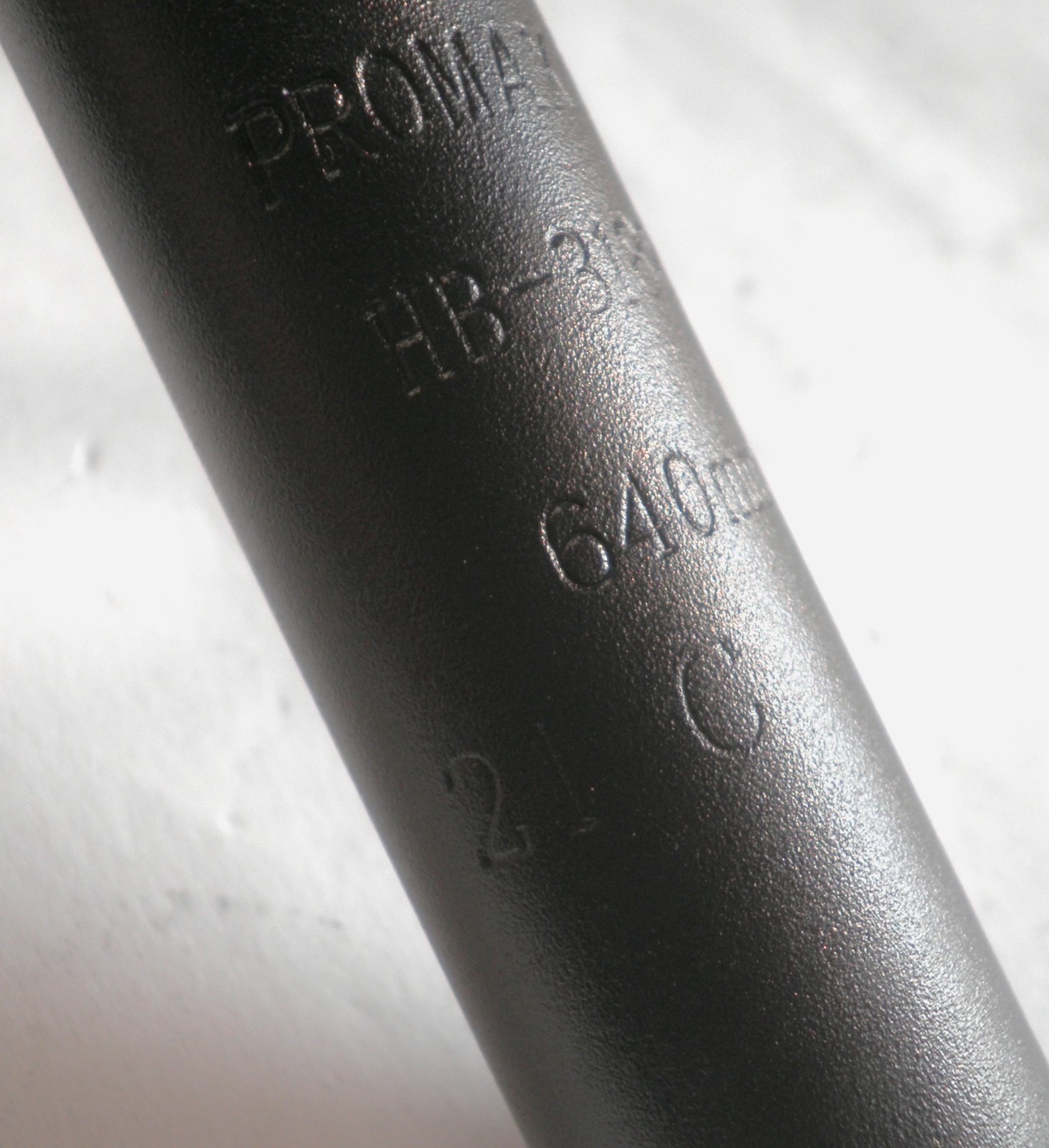 «FOUR» BLACK ALUMINUM 640mm RISER HANDLEBAR BICYCLE BIKE PARTS 266-3