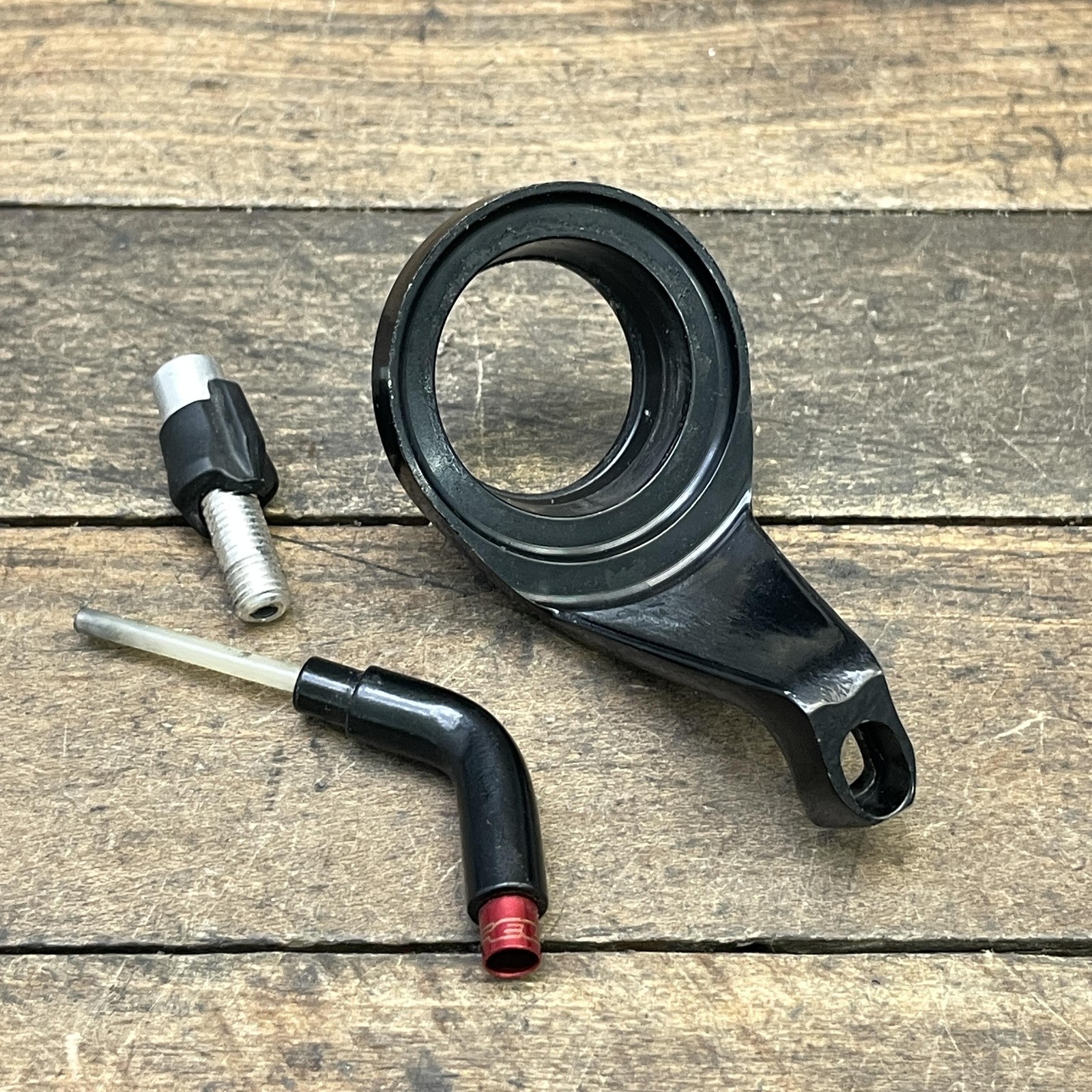 FSA V-Brake Cable Hanger Noodle Front Linear Pull Black 28.6mm 40mm MTB Bike