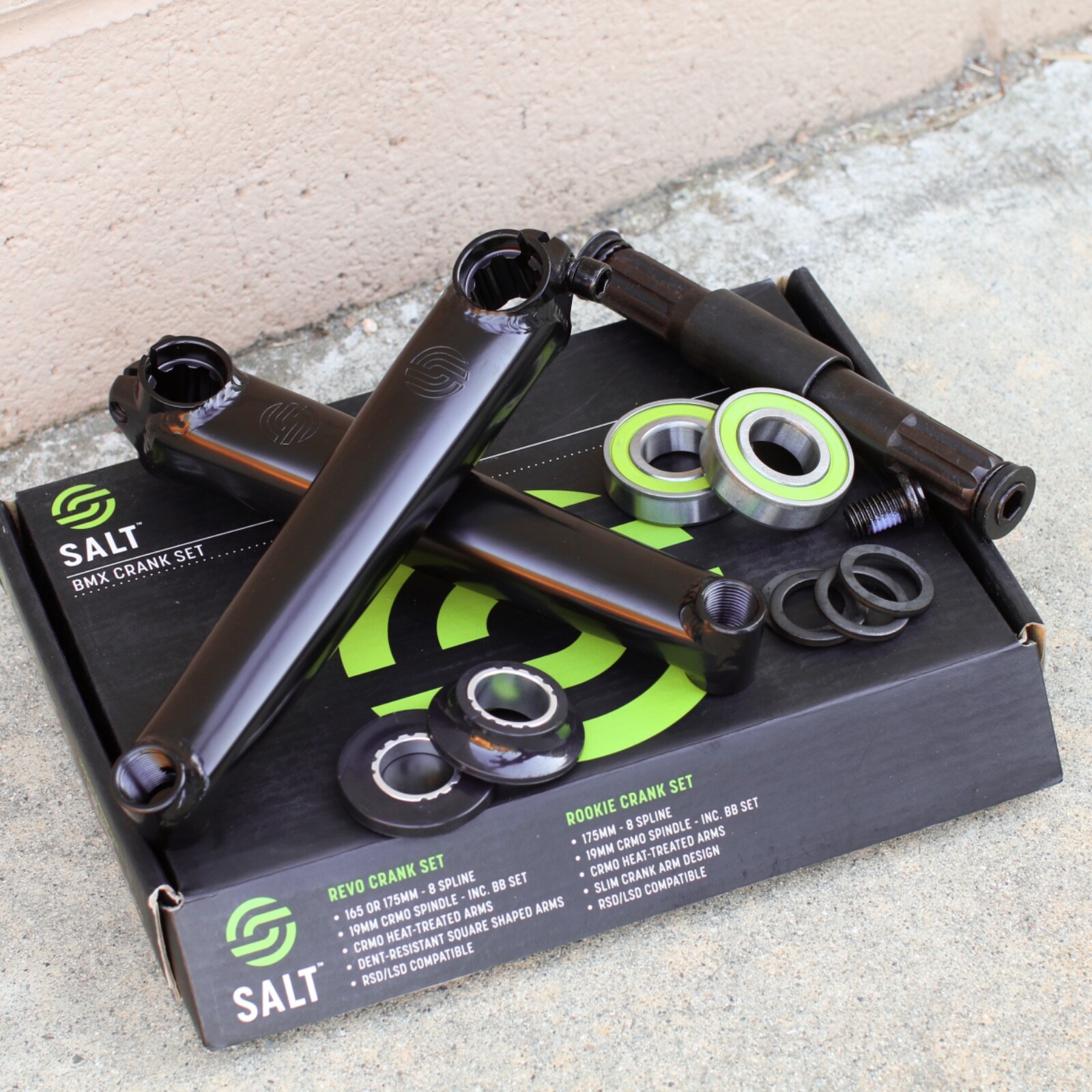 SALT REVO 3 PC CRANKS W/ MID BOTTOM BRACKET BLACK FIT KINK CULT MISSION SUNDAY