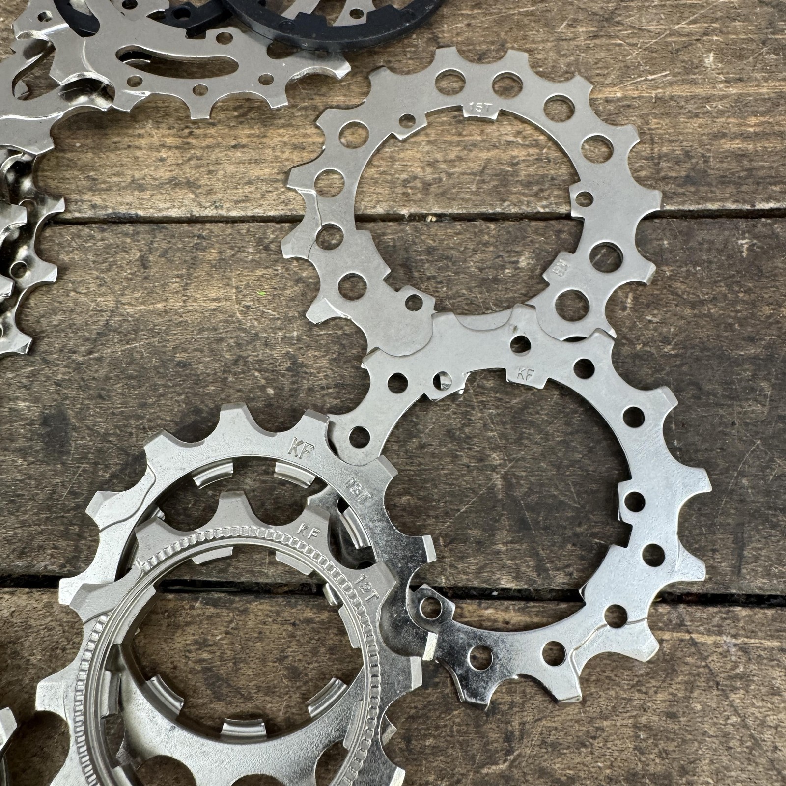 Shimano 105 CS-5700 Cassette 10 Speed 11-25T 25T Silver Road HG 10s Bike