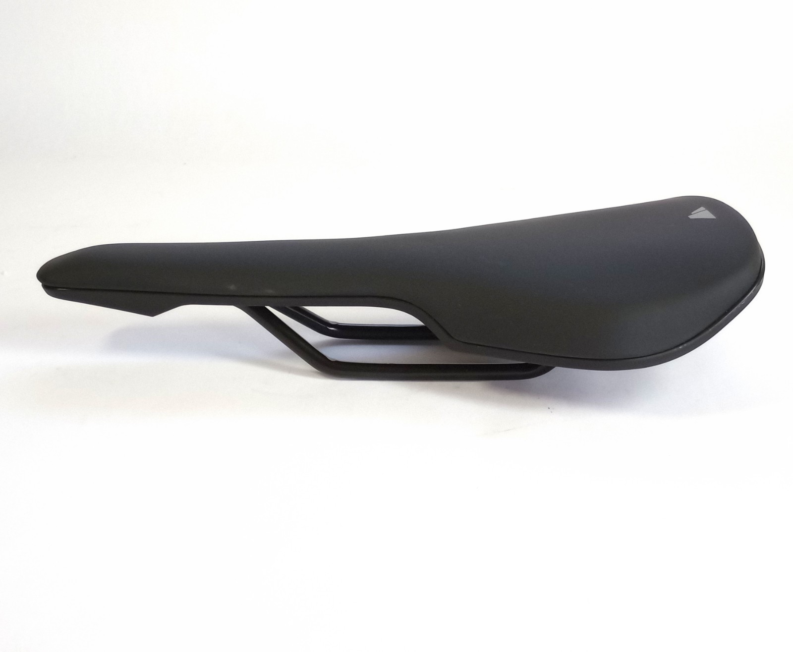 Canyon Sport Bike Black Saddle EP1249 (139mm Wide x 279mm Long) Roadlite