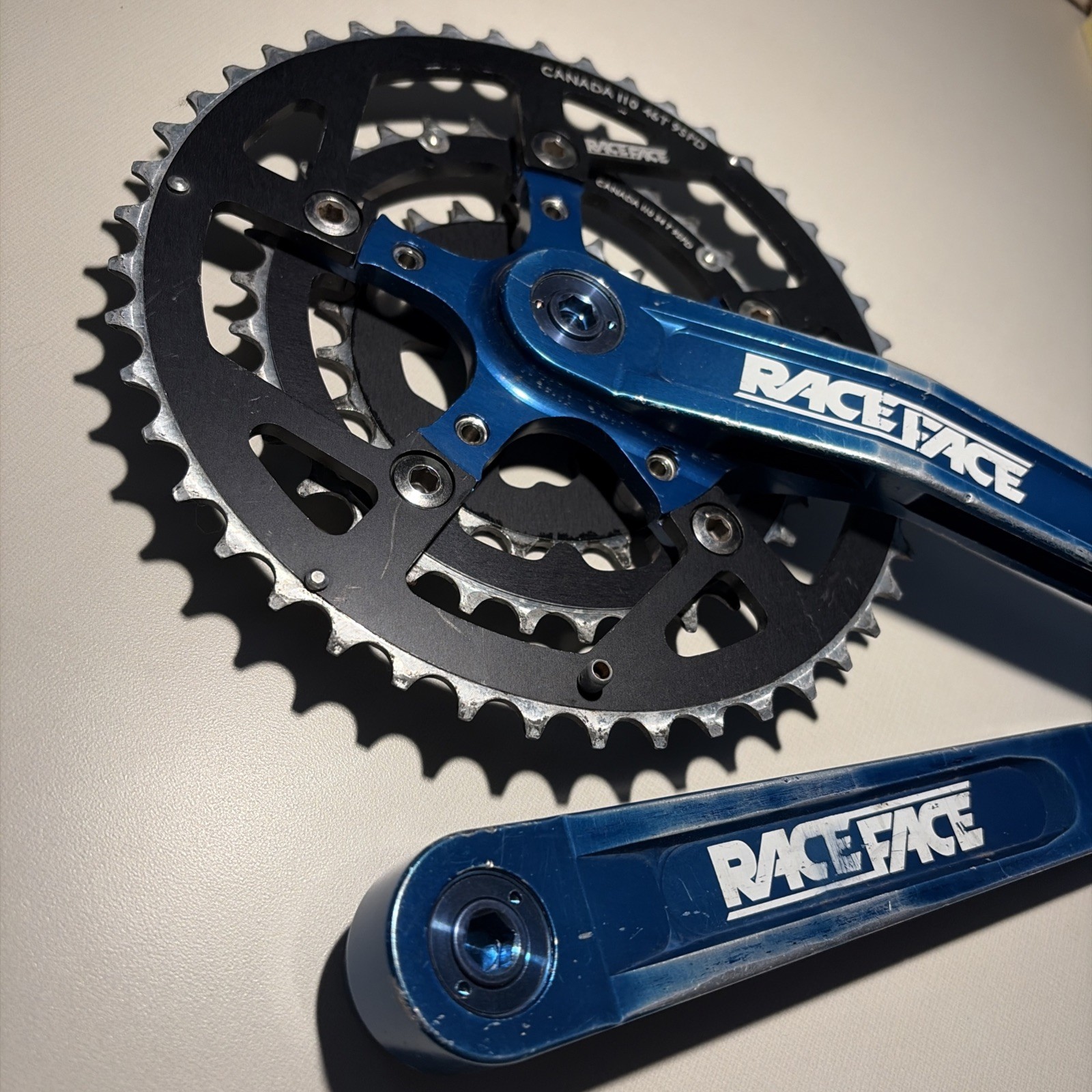 First Gen RaceFace Turbine LP 46/34/24T, 175mm Crankset 1993 1994 Blue Anodized