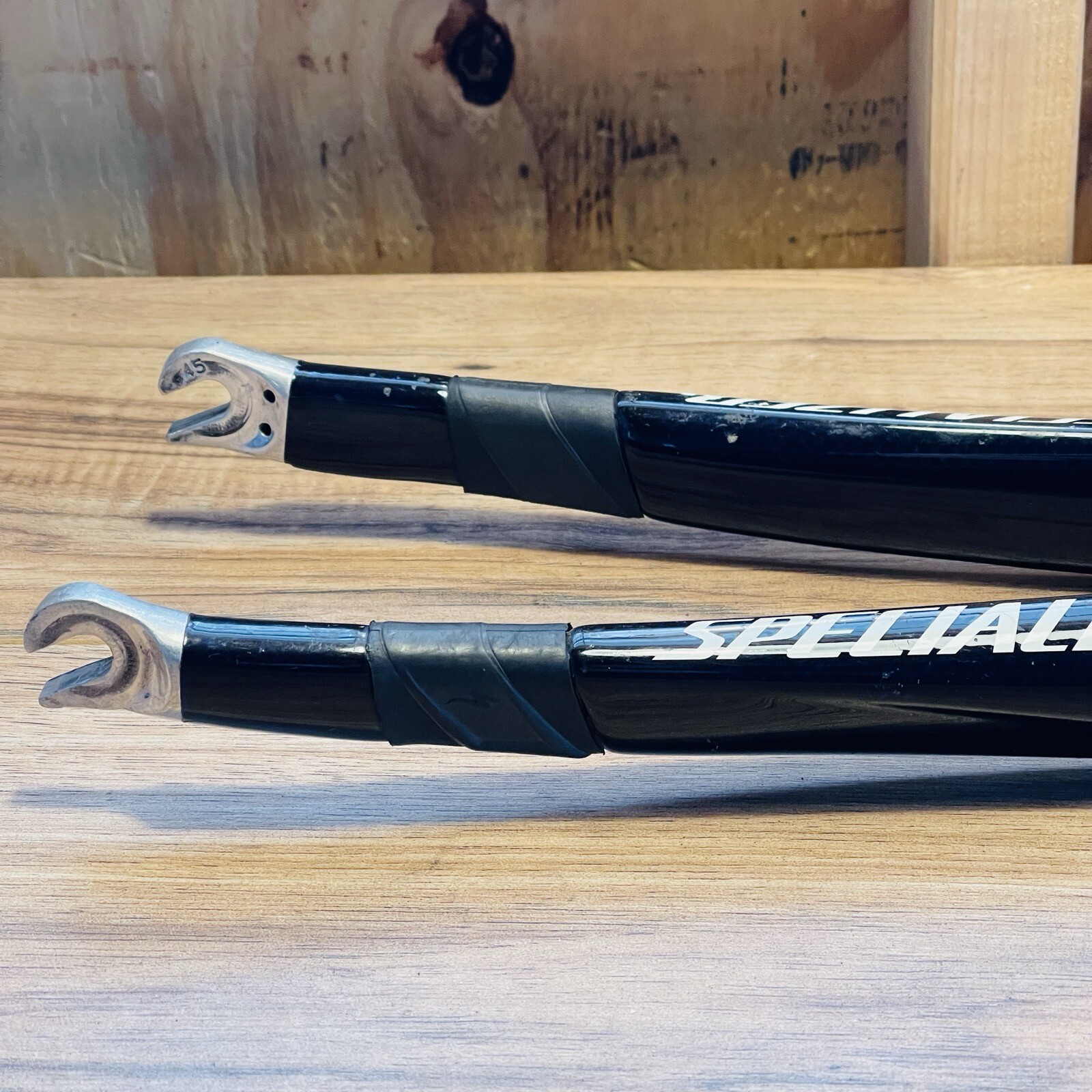Specialized Carbon Fact 700C Road Fork 1 1/8 193 Steerer 45 Rake