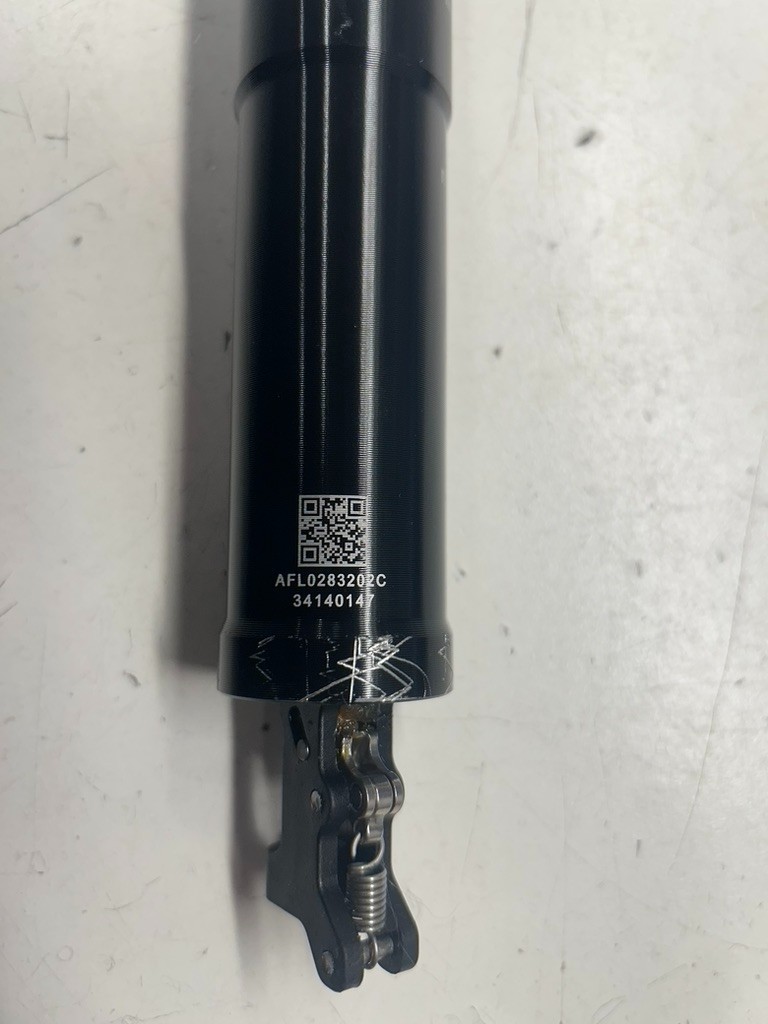 X-Fusion Manic Dropper Seatpost – 34.9mm 170mm Black (22-XPMCMLG-170-153)