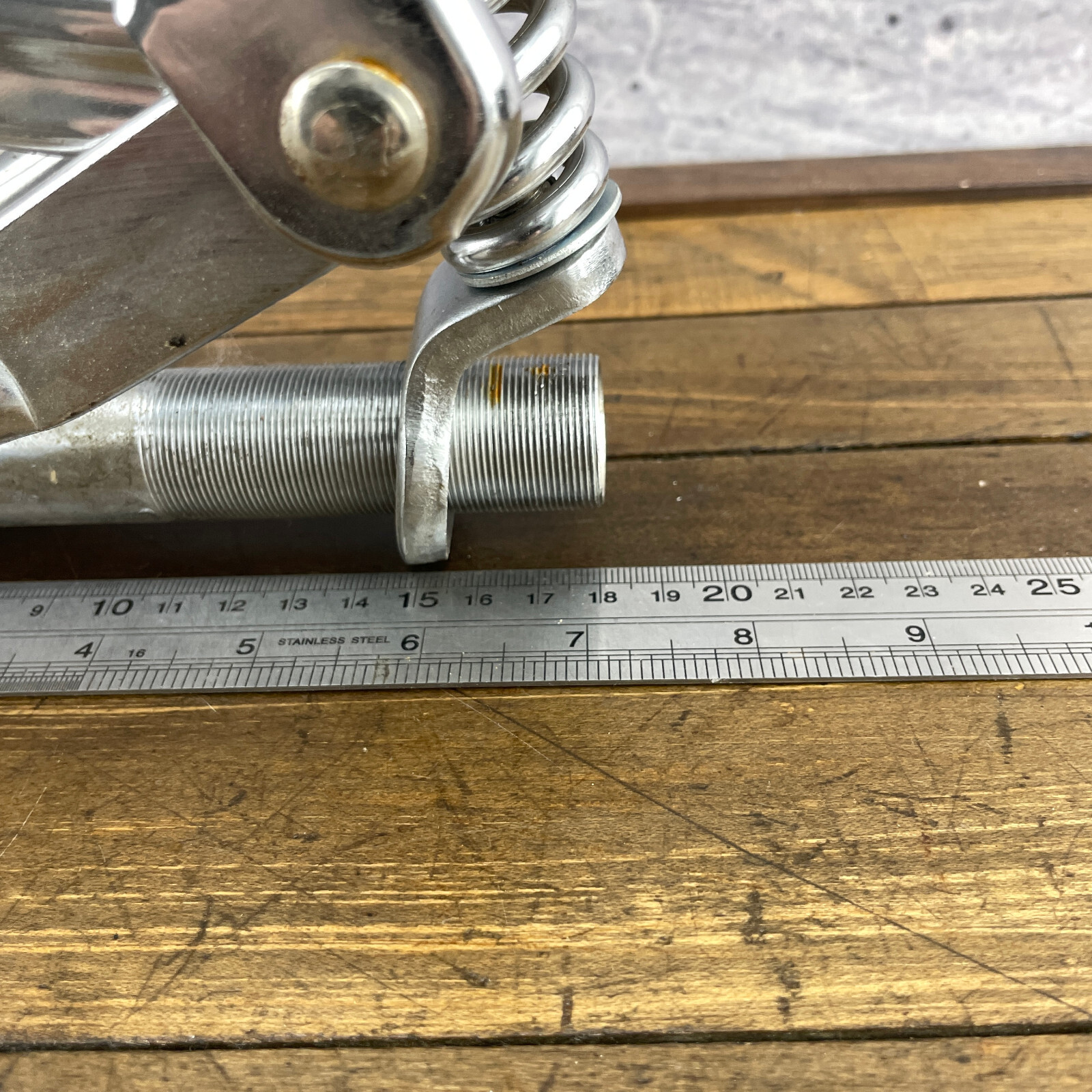 Springer Fork 26 x 1 in Threaded Chrome Spring Chopper Lowrider Vintage Rat Rod