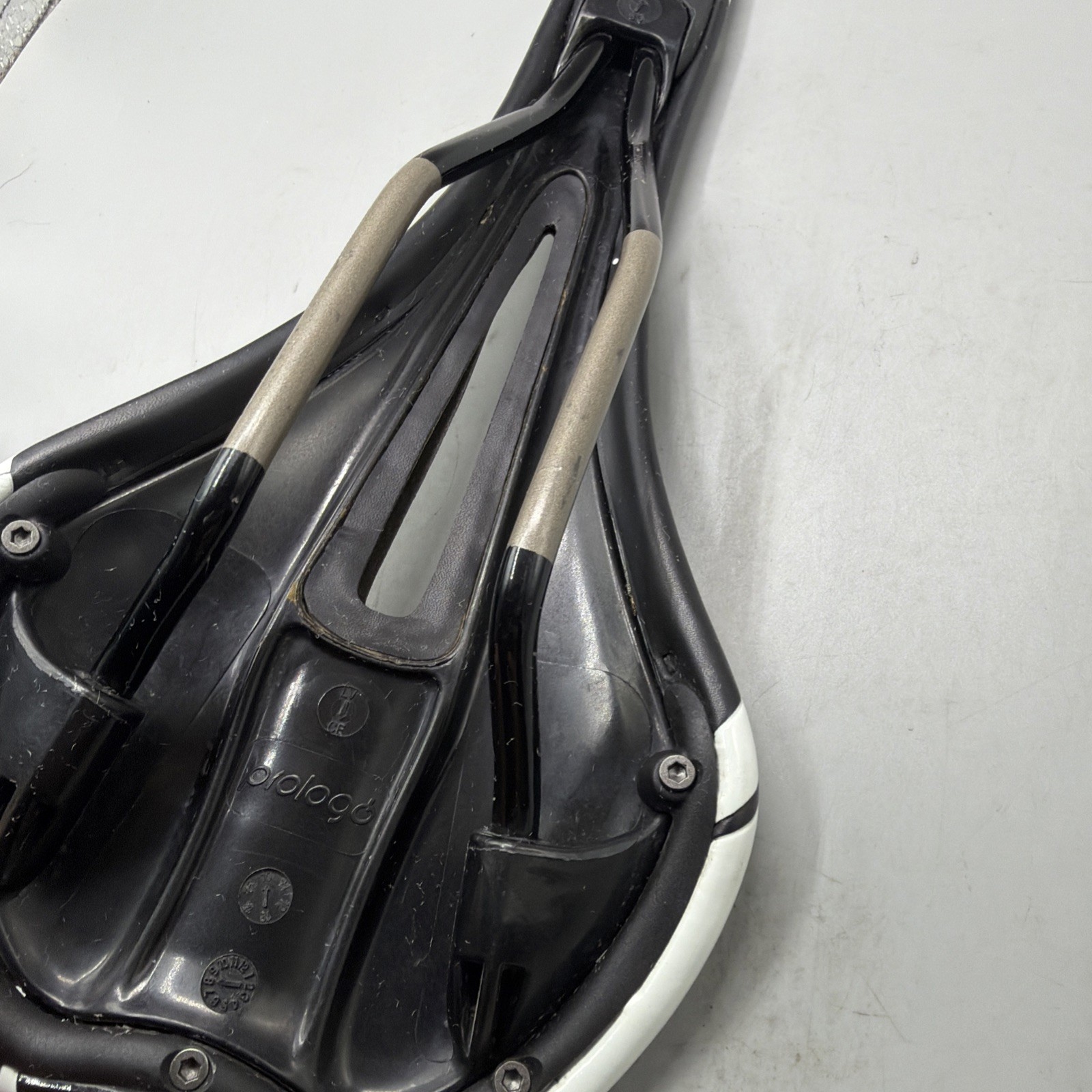 Prologo Zero Pass Gel Bicycle Saddle Pro Ti 1.4