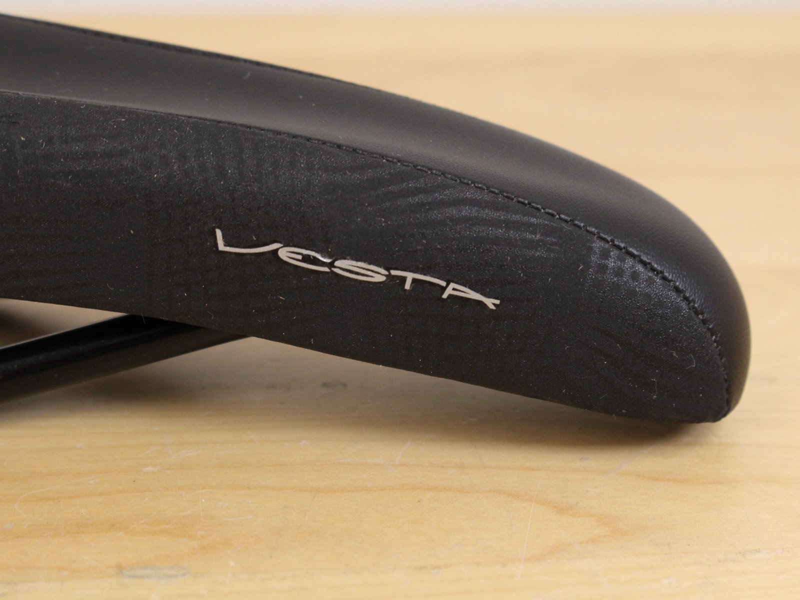 Fizik Vesta Women’s 150mm Road MTB Gravel Seat Saddle Black Performance