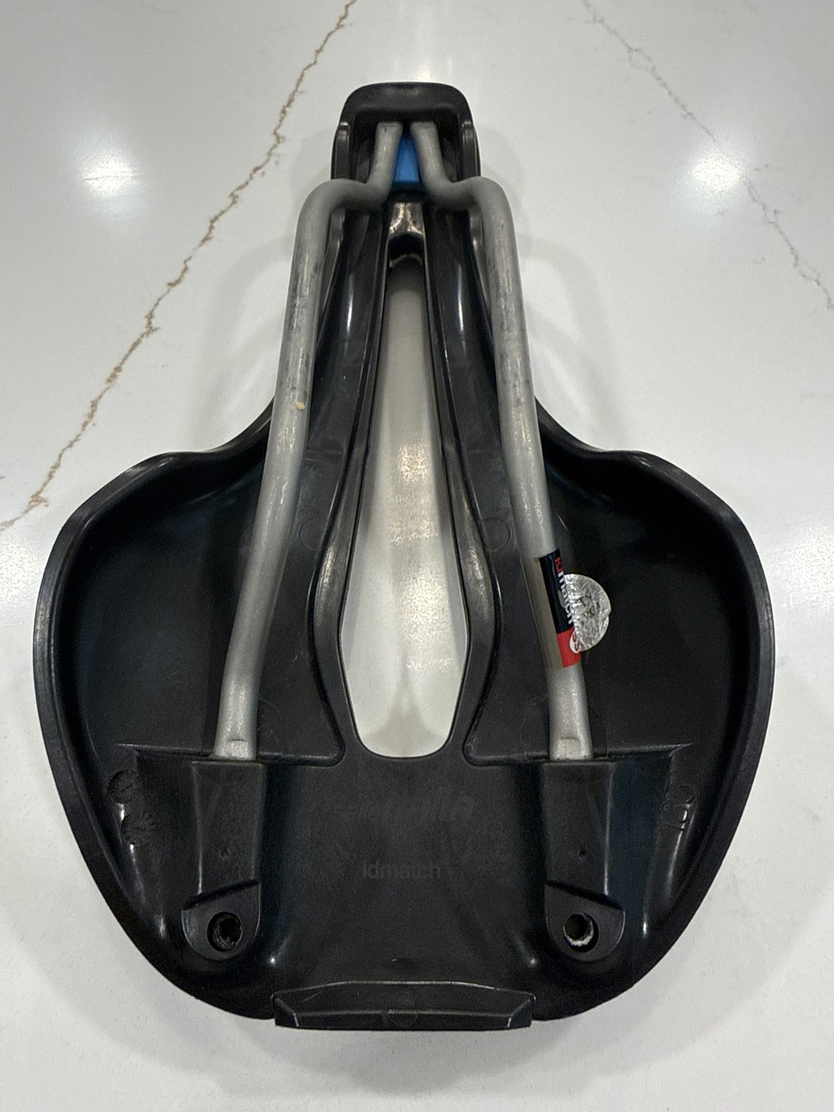 Selle Italia Flite Boost Endurance Ti316 135mm Superflow – excellent condition